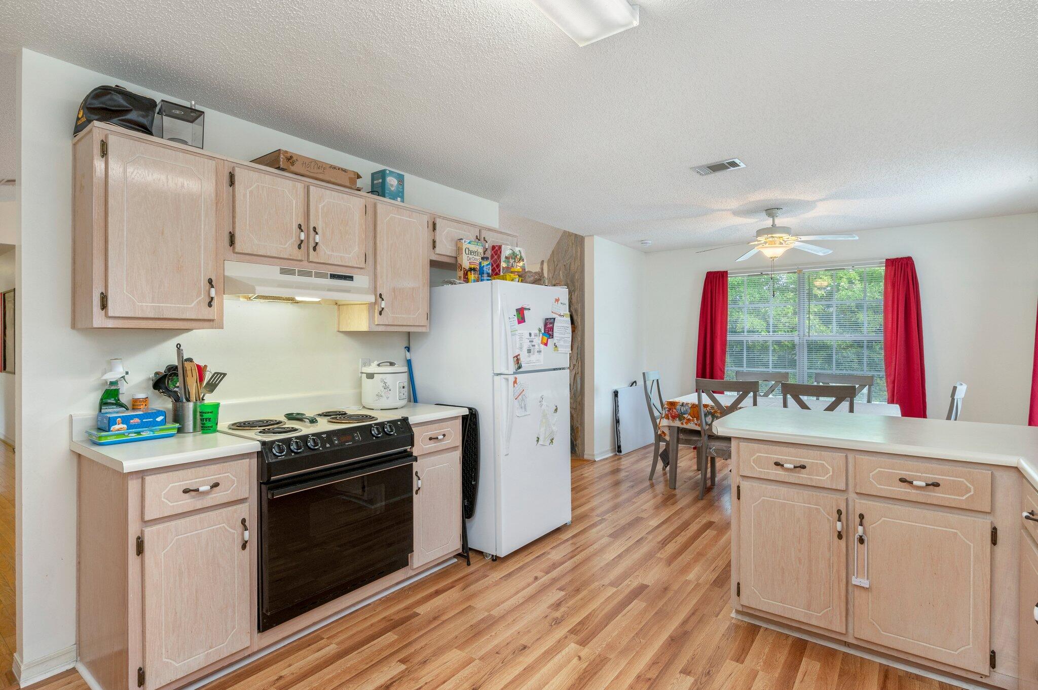 PARK PLACE V - Residential Lease