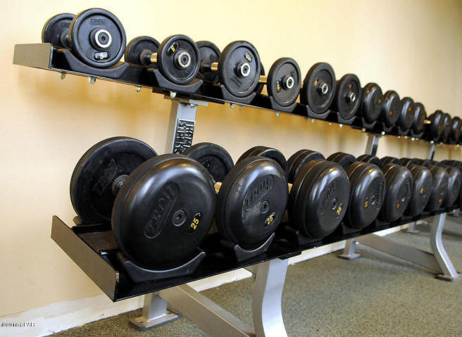 MAJESTIC BEACH TOWERS I - Residential