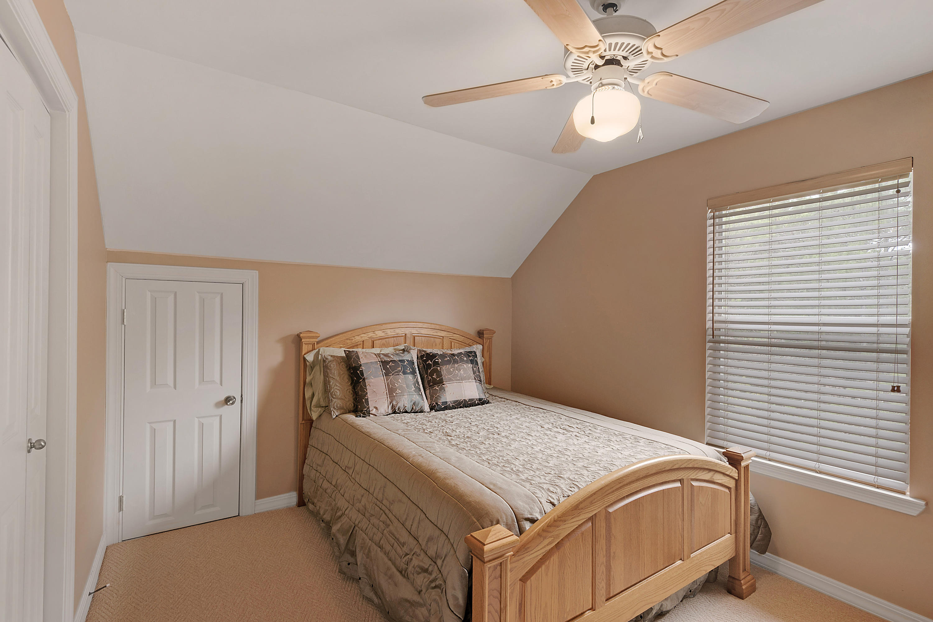 DAUGHETTES AMENDED - Residential