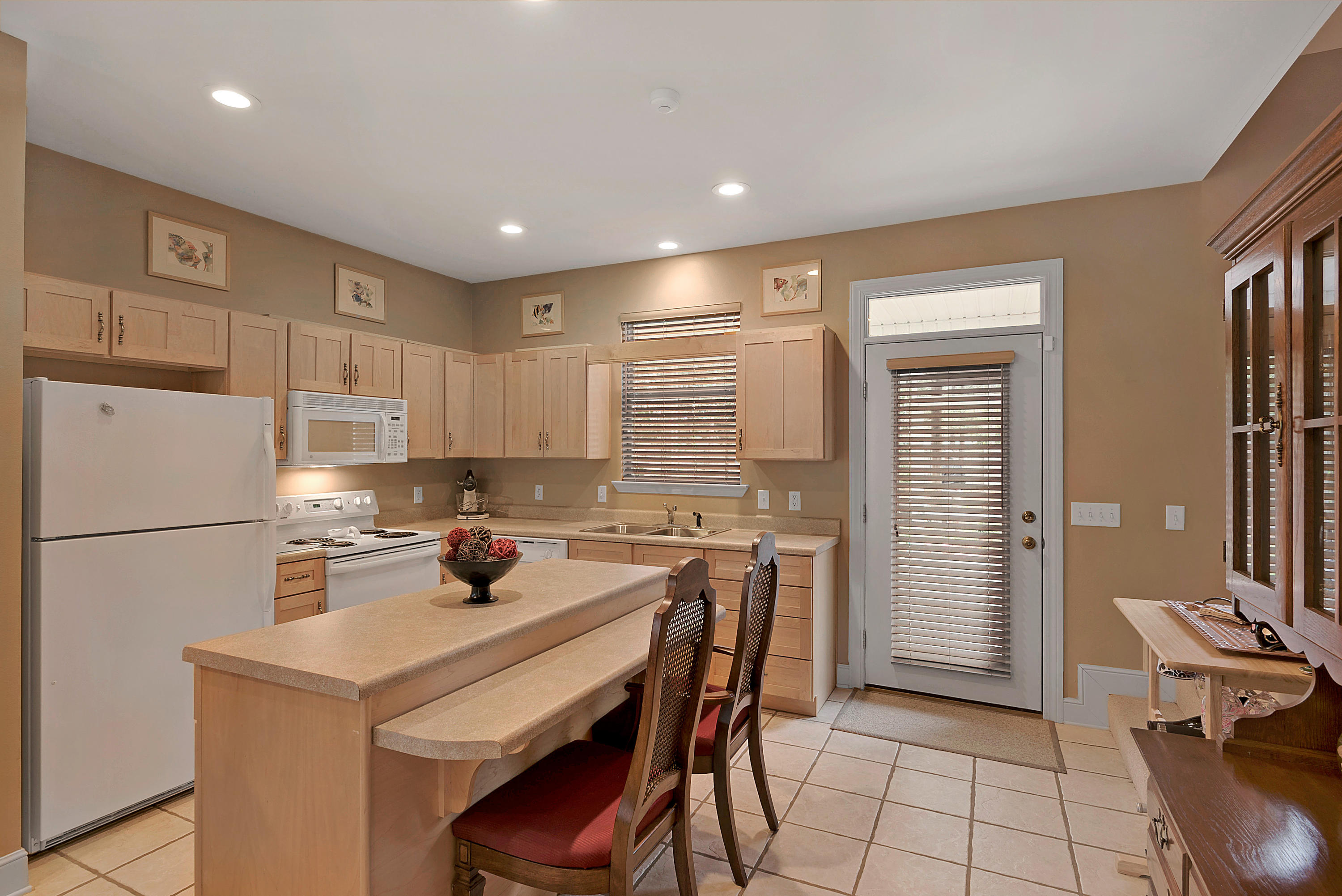 DAUGHETTES AMENDED - Residential