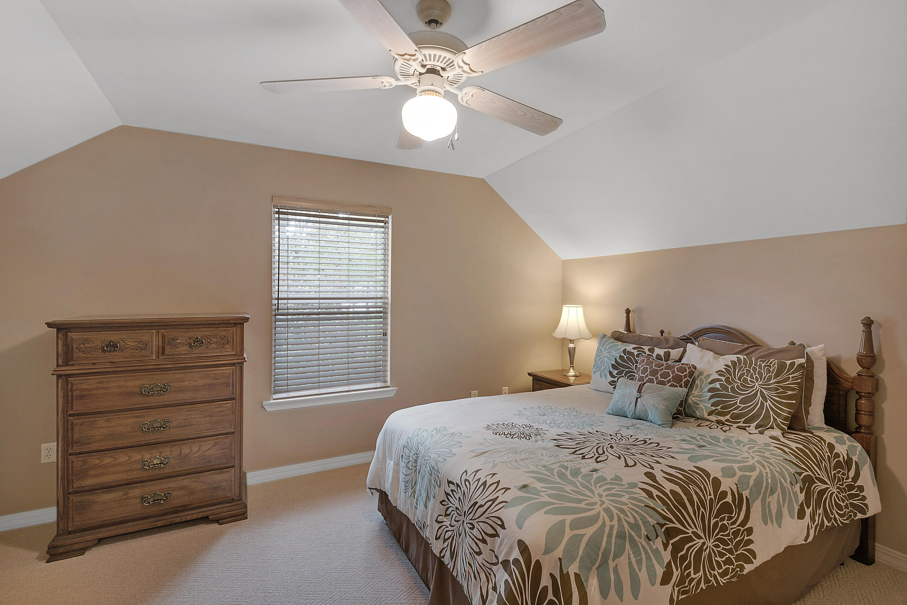 DAUGHETTES AMENDED - Residential