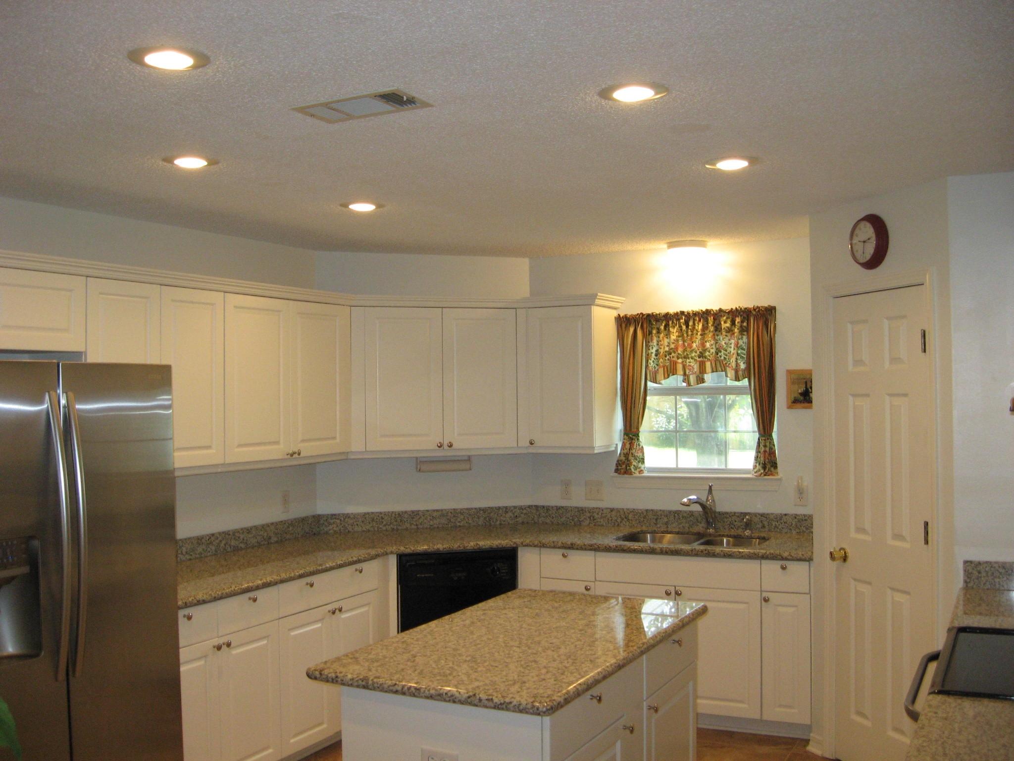 COUNTRYVIEW ESTATES 4TH ADDN Lot 6 - Residential