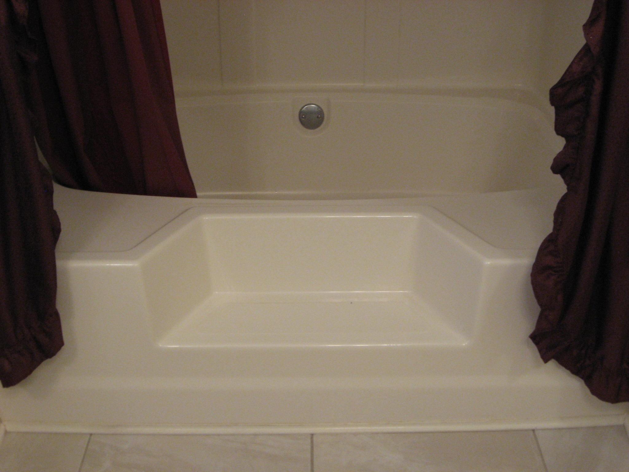 COUNTRYVIEW ESTATES 4TH ADDN Lot 6 - Residential