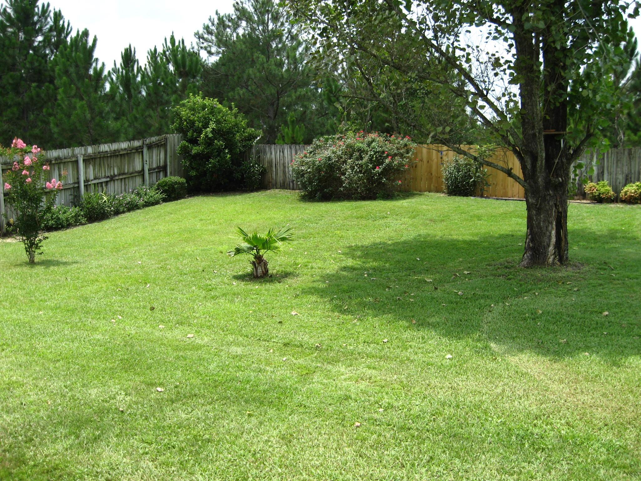 COUNTRYVIEW ESTATES 4TH ADDN Lot 6 - Residential