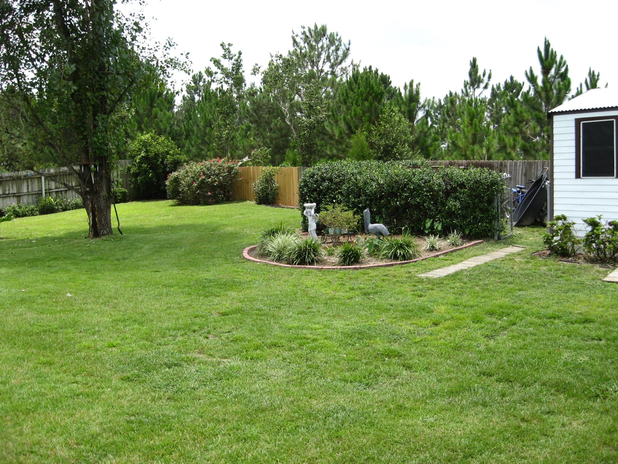 COUNTRYVIEW ESTATES 4TH ADDN Lot 6 - Residential