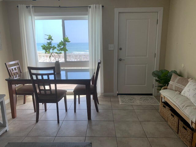 AQUA VILLA - Residential