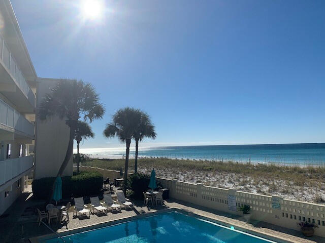 AQUA VILLA - Residential