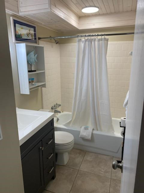 AQUA VILLA - Residential