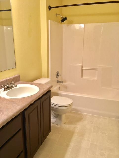 HIDDEN SHORES - Residential