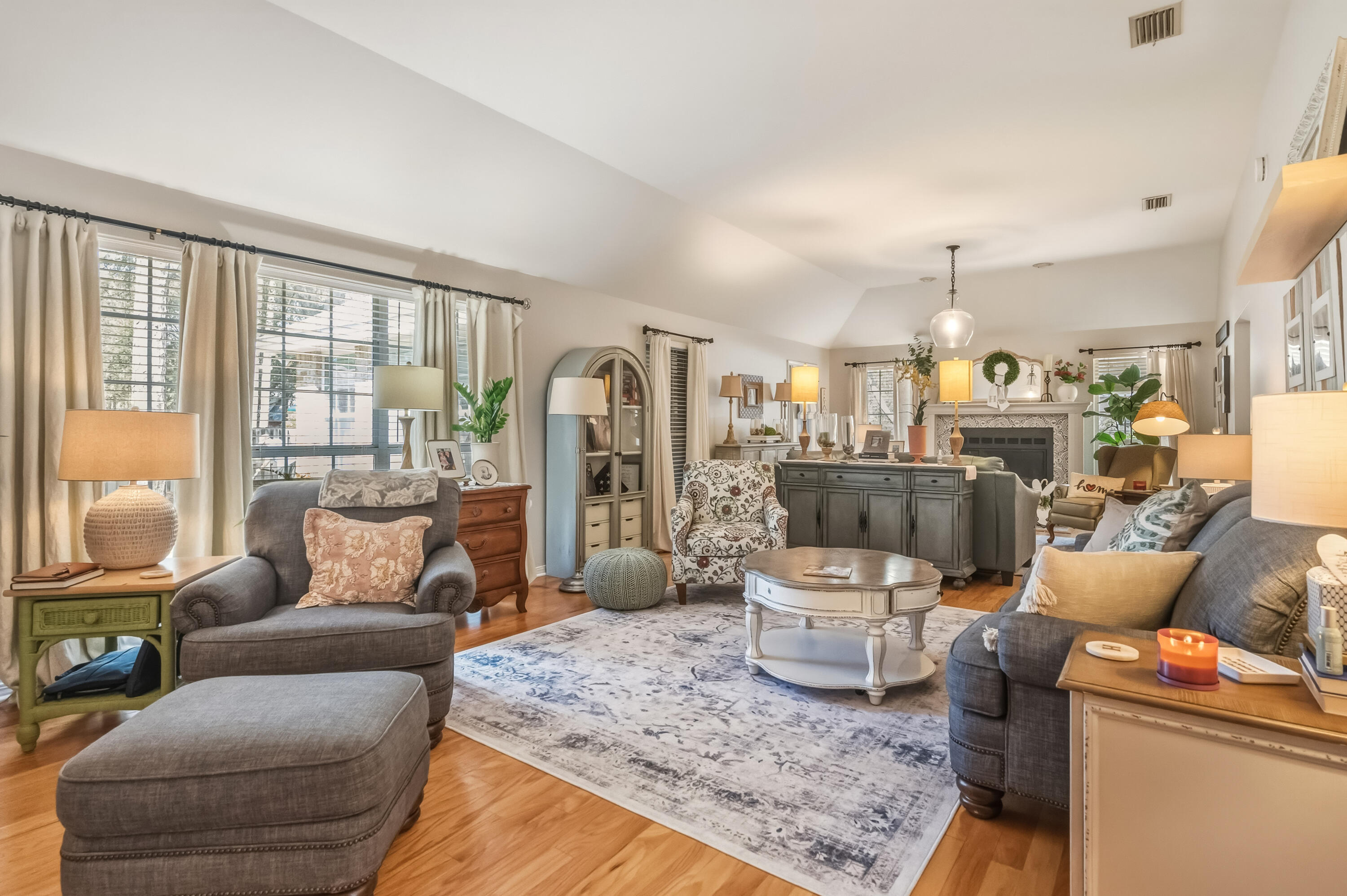 SOUTHWIND PH 4 - Residential