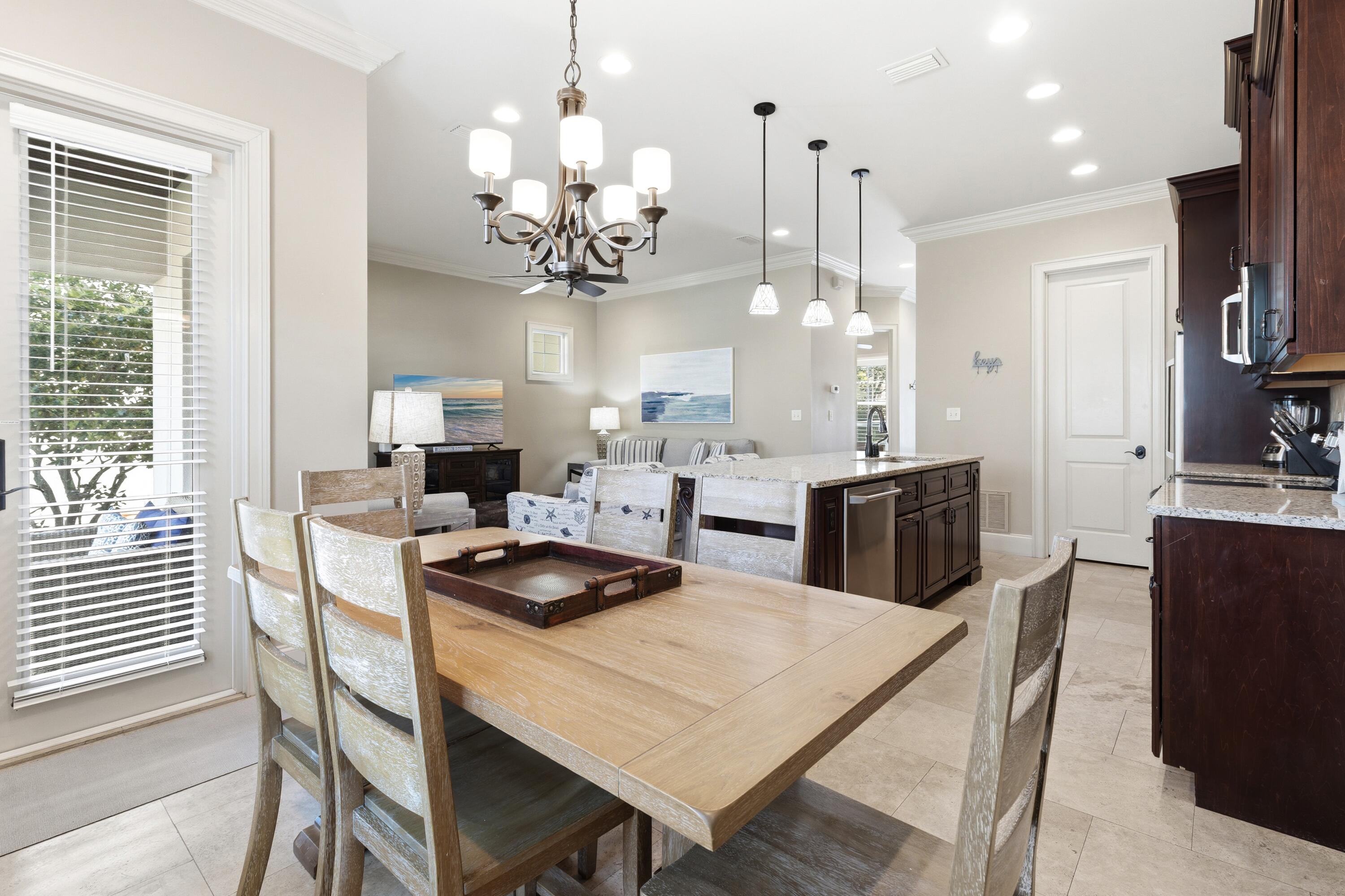 VILLA LAGO - Residential