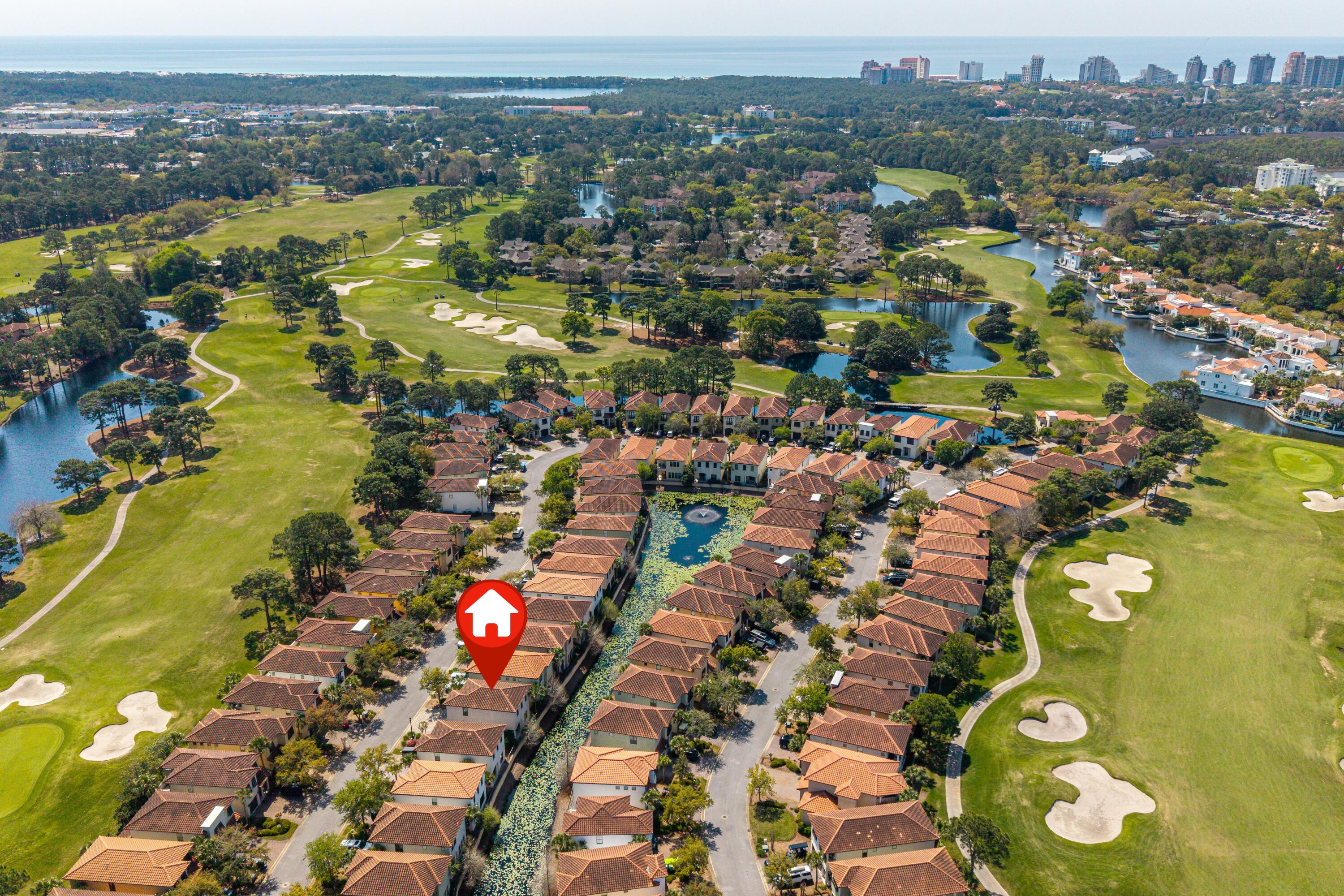 VILLA LAGO - Residential