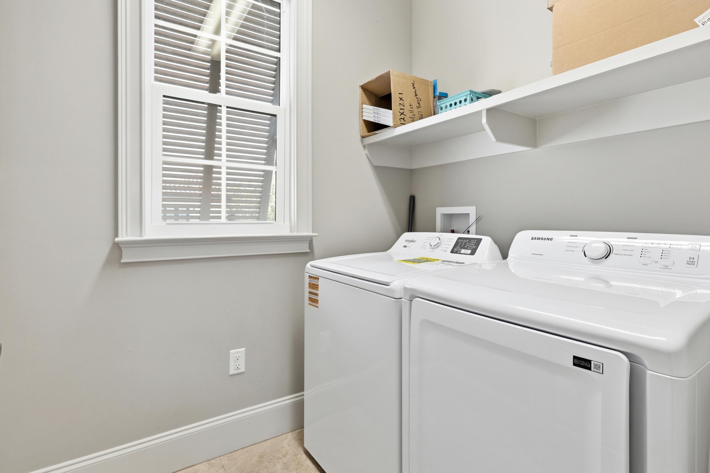 VILLA LAGO - Residential