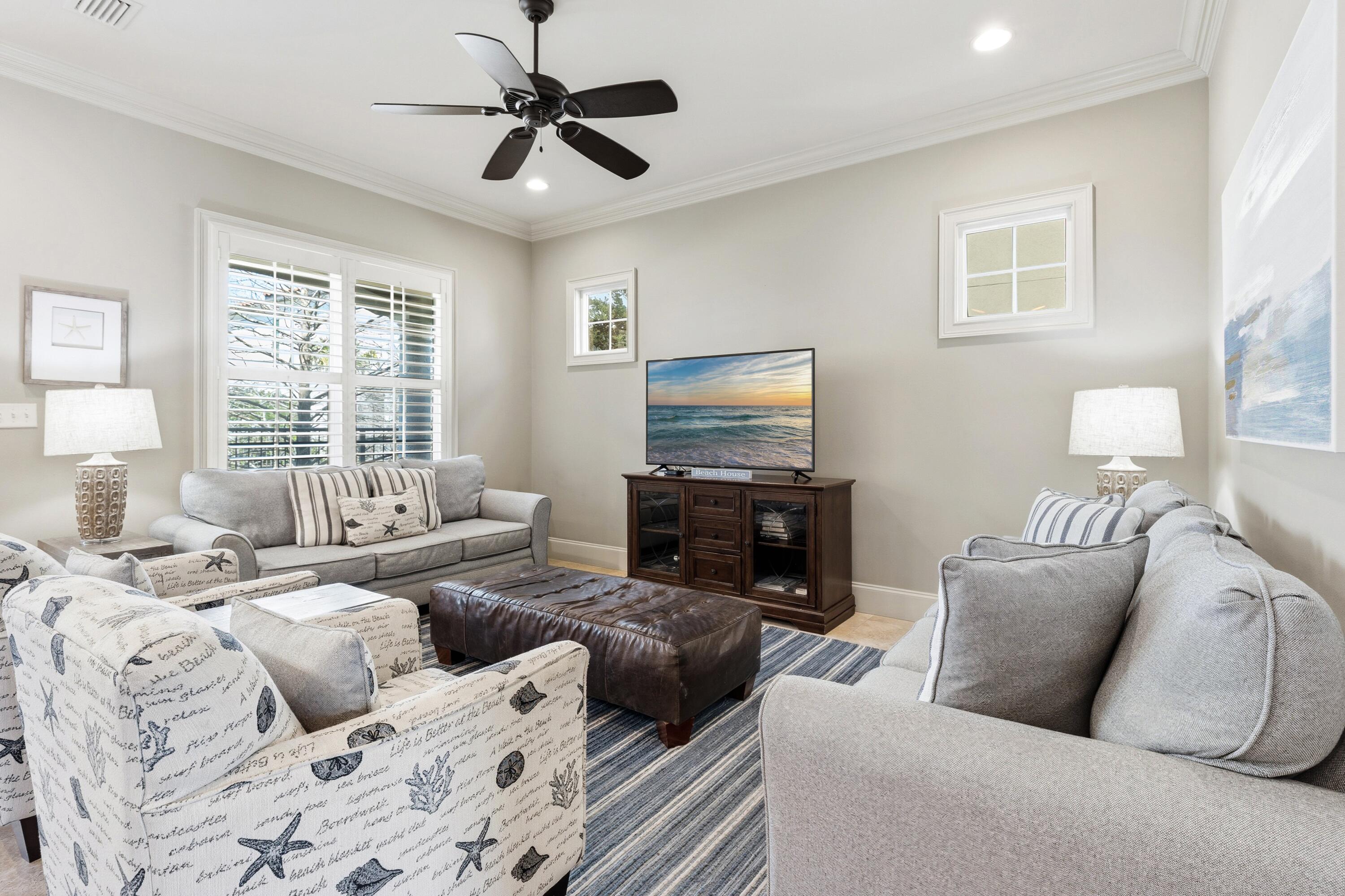 VILLA LAGO - Residential