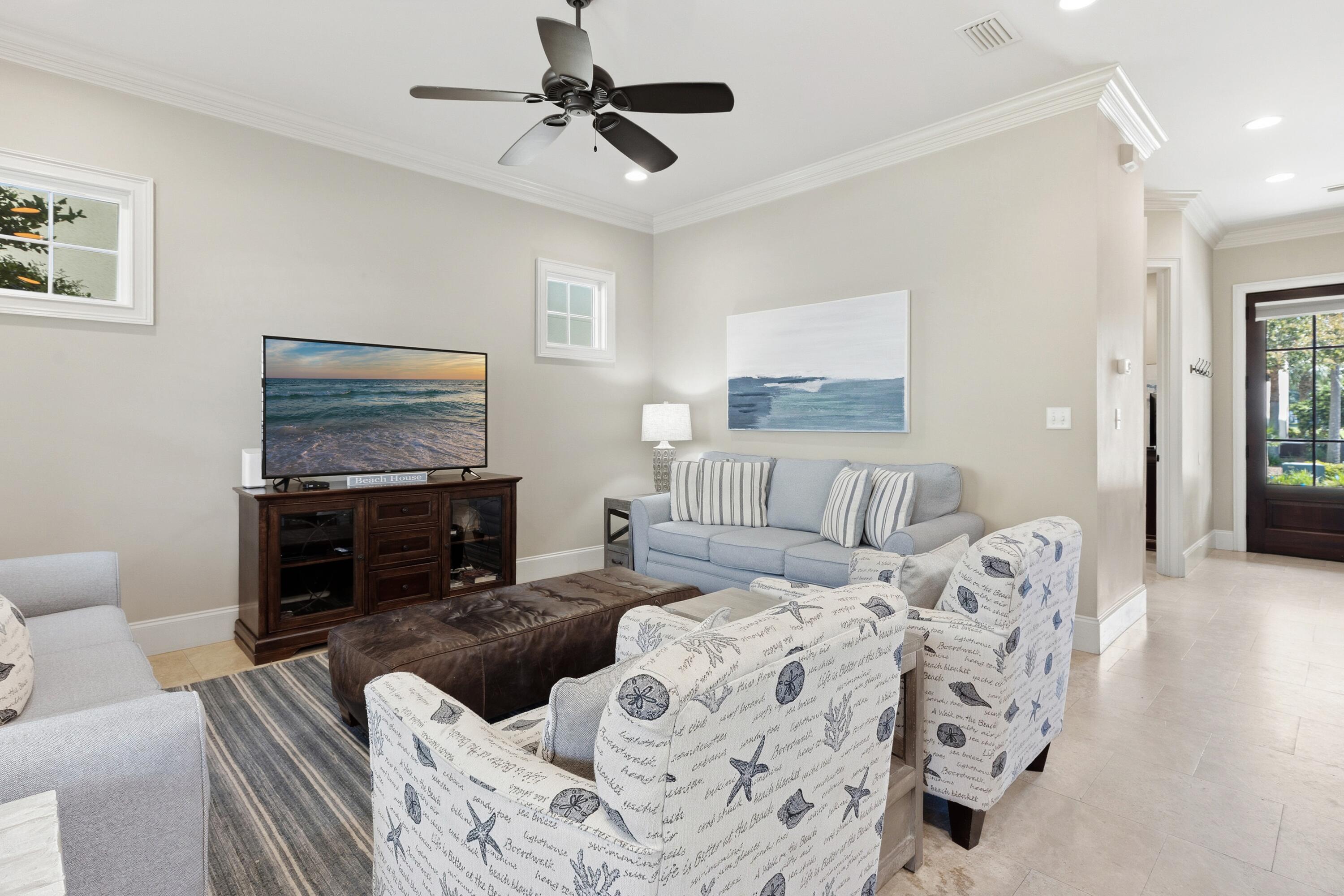 VILLA LAGO - Residential