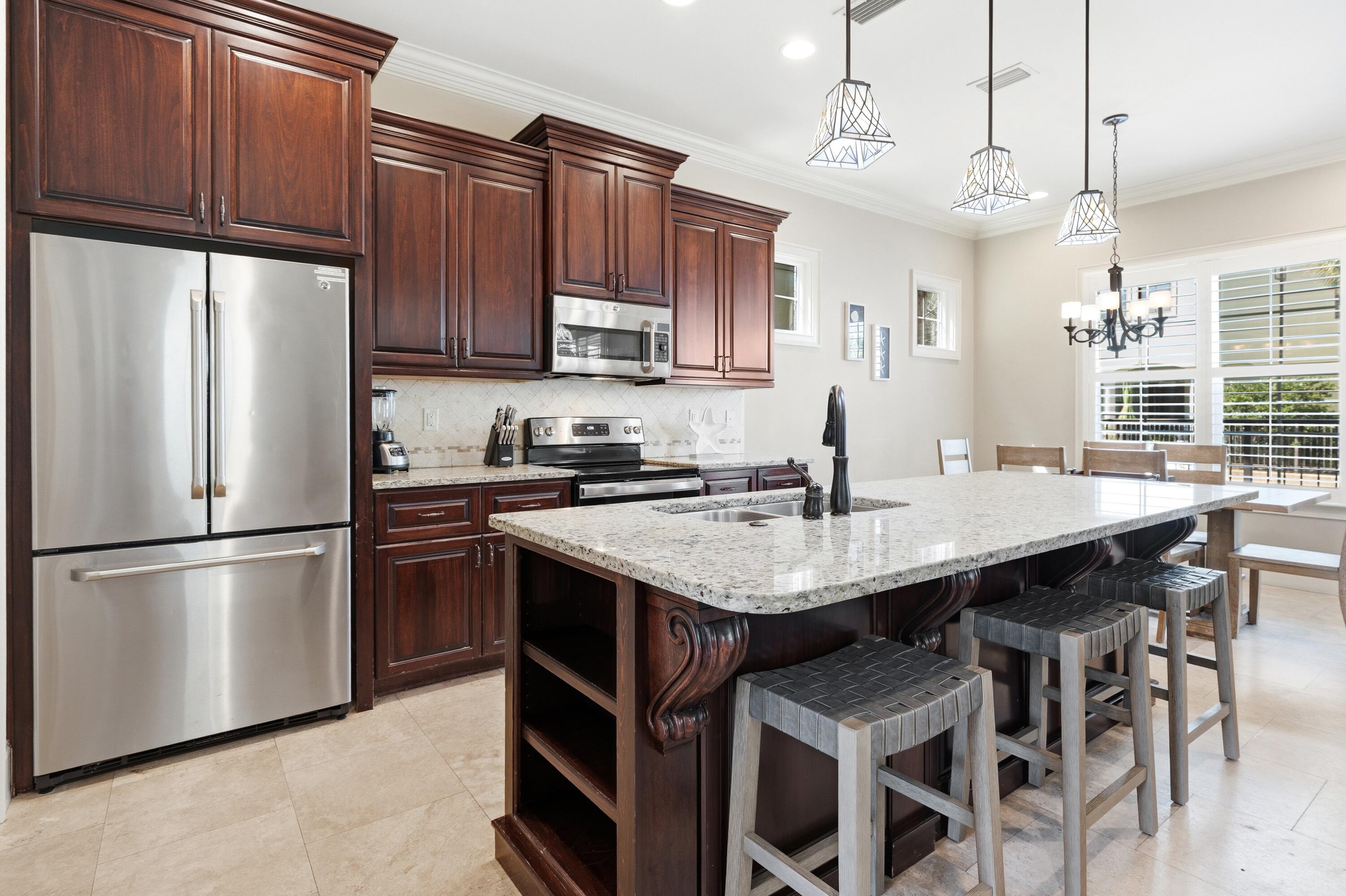 VILLA LAGO - Residential