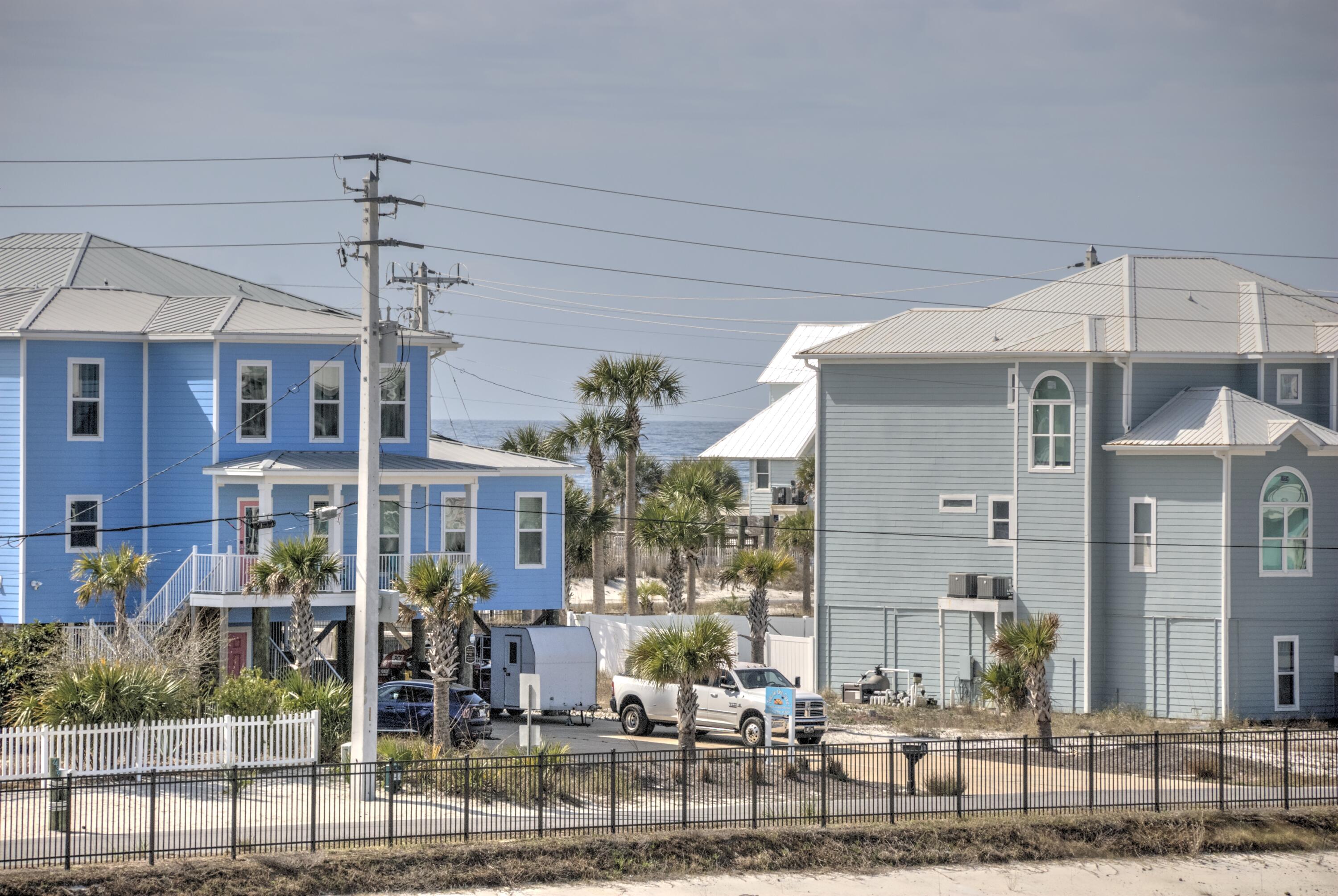 GULF ISLAND CONDOS - Residential