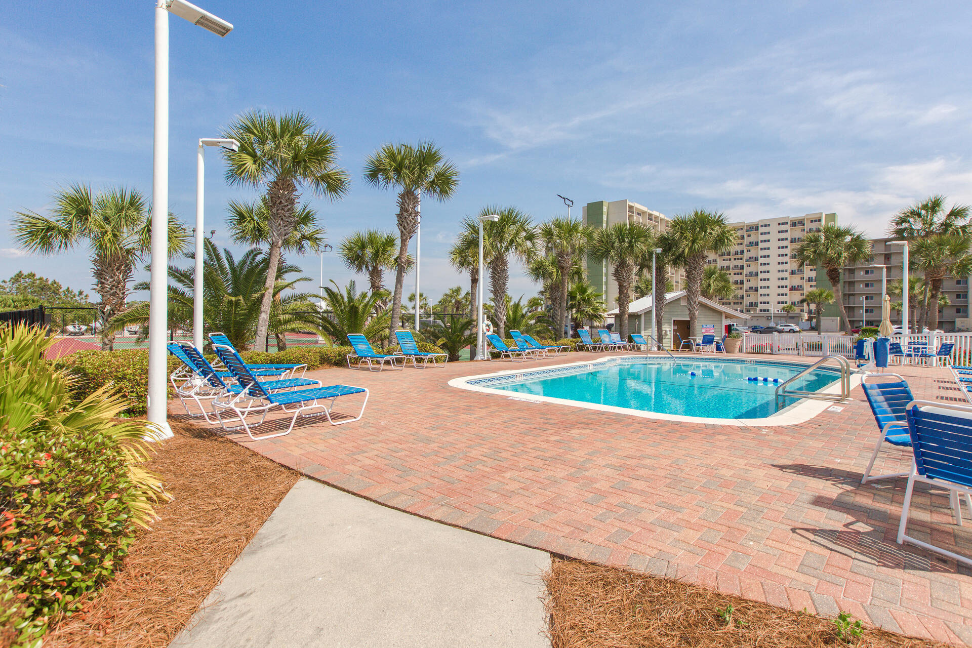 PINNACLE PORT - Residential