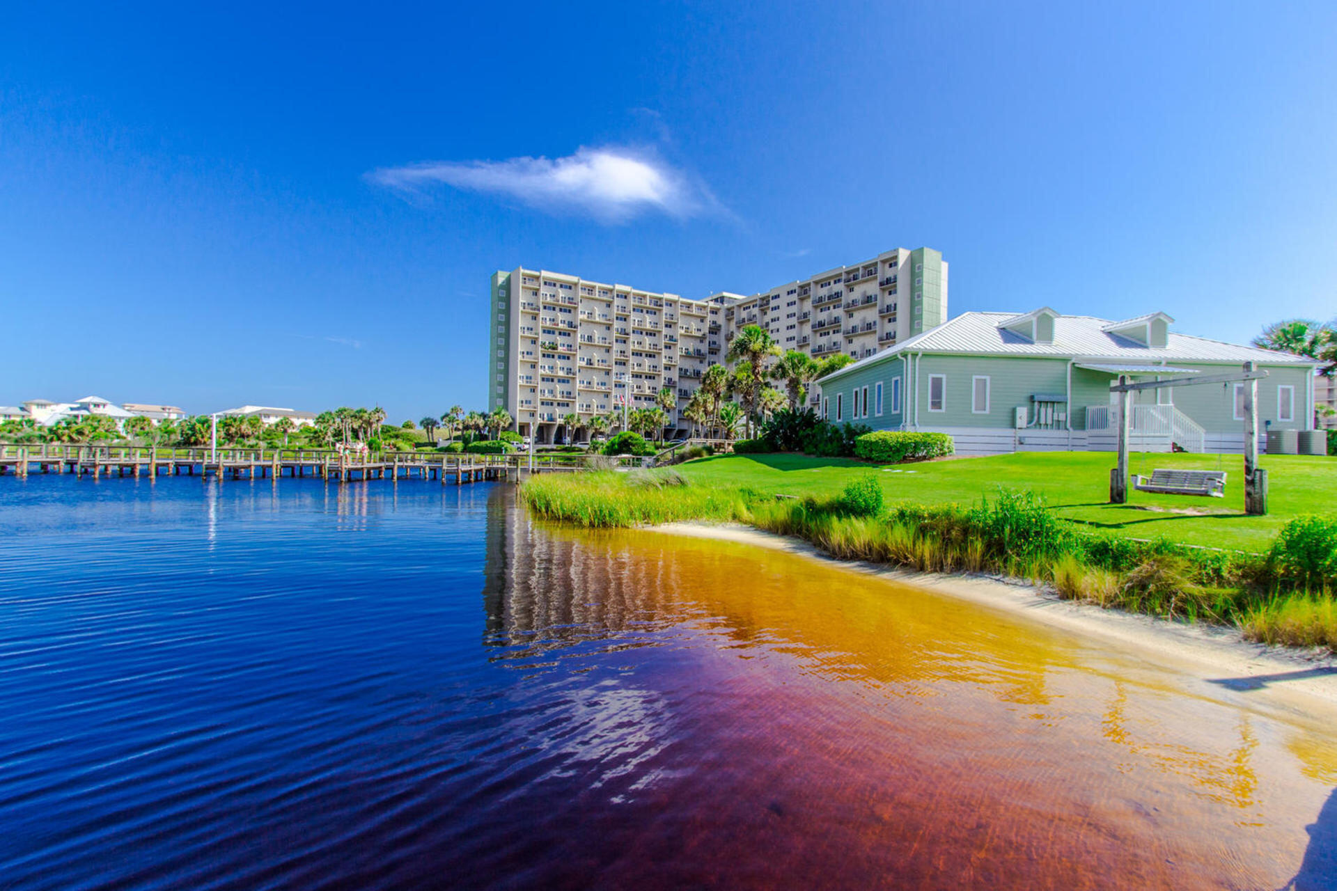 PINNACLE PORT - Residential