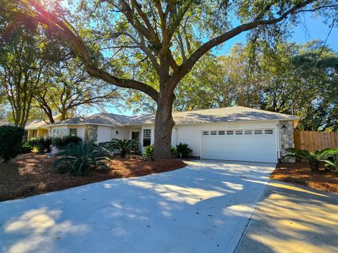 A home in Navarre