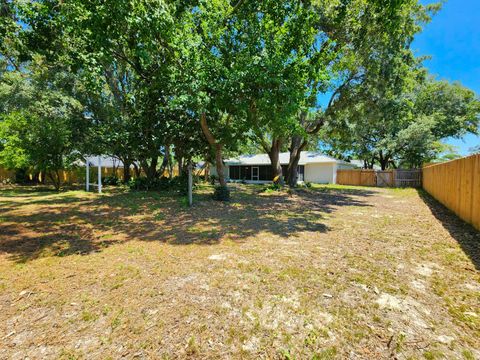 A home in Navarre