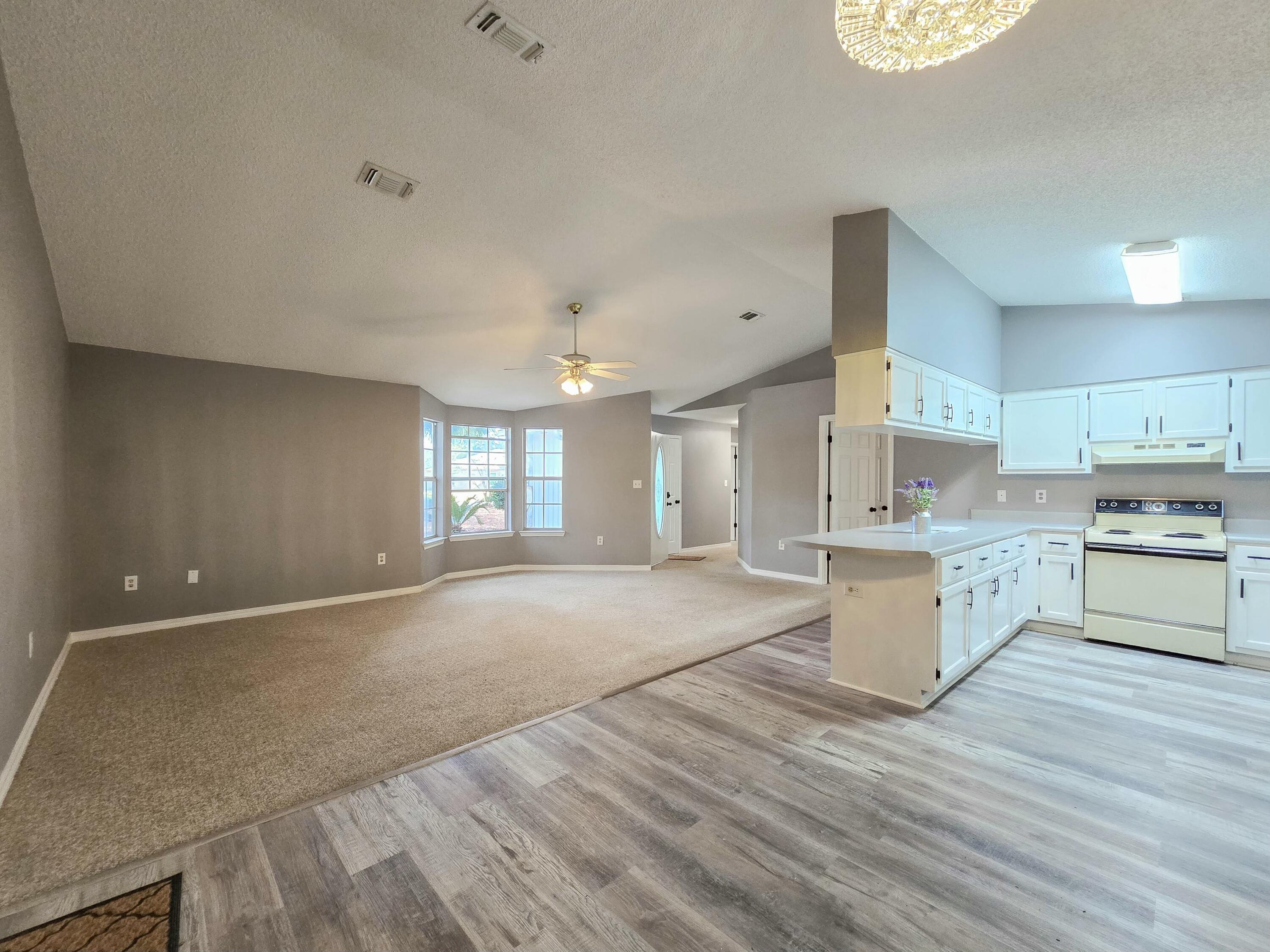 HOLLEY BY THE SEA - Residential