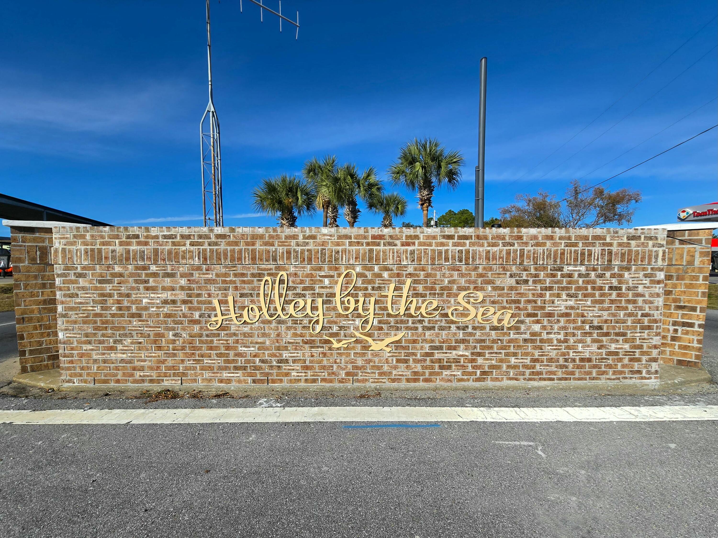 HOLLEY BY THE SEA - Residential