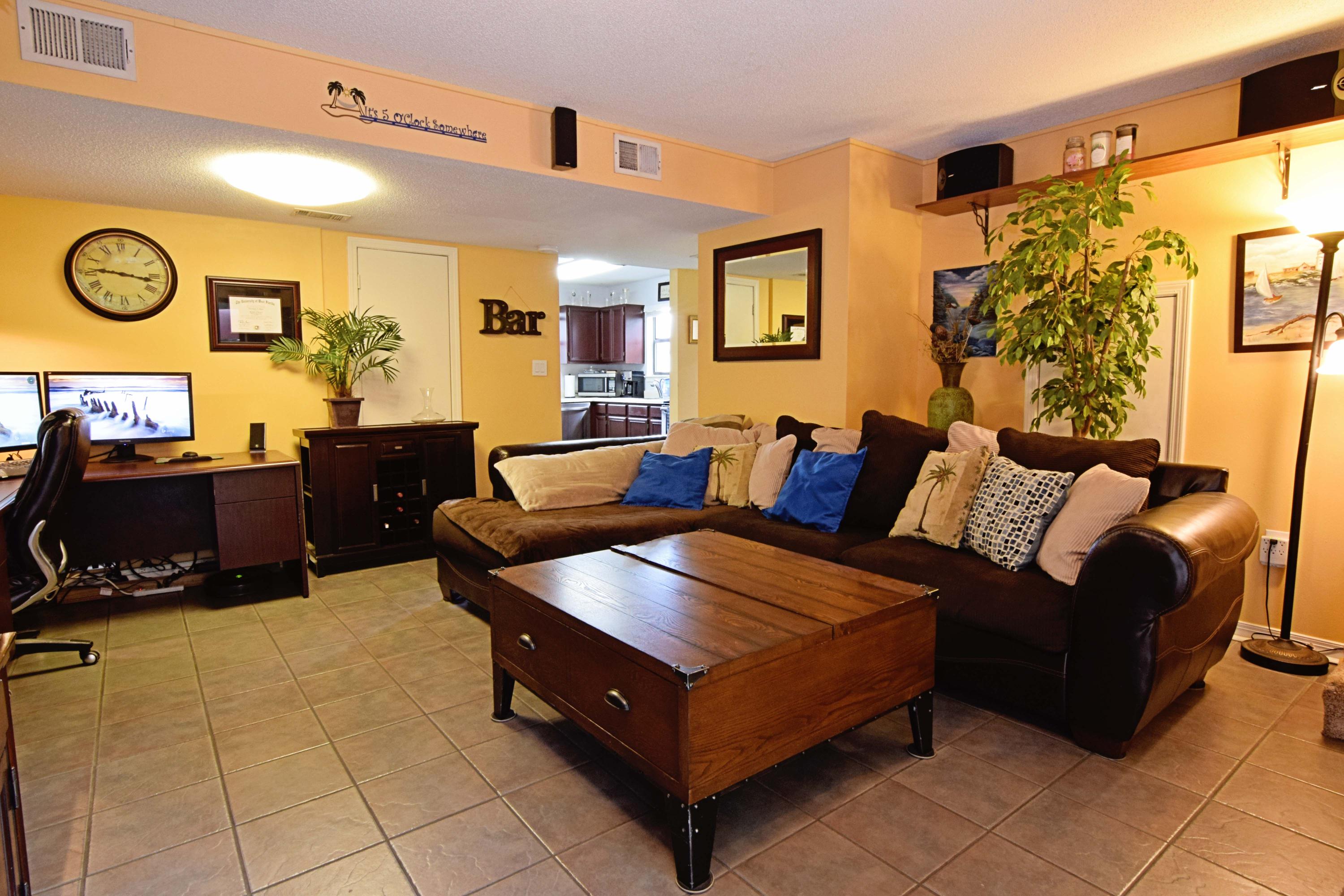 STUDIO T/H LOT 9 - Residential