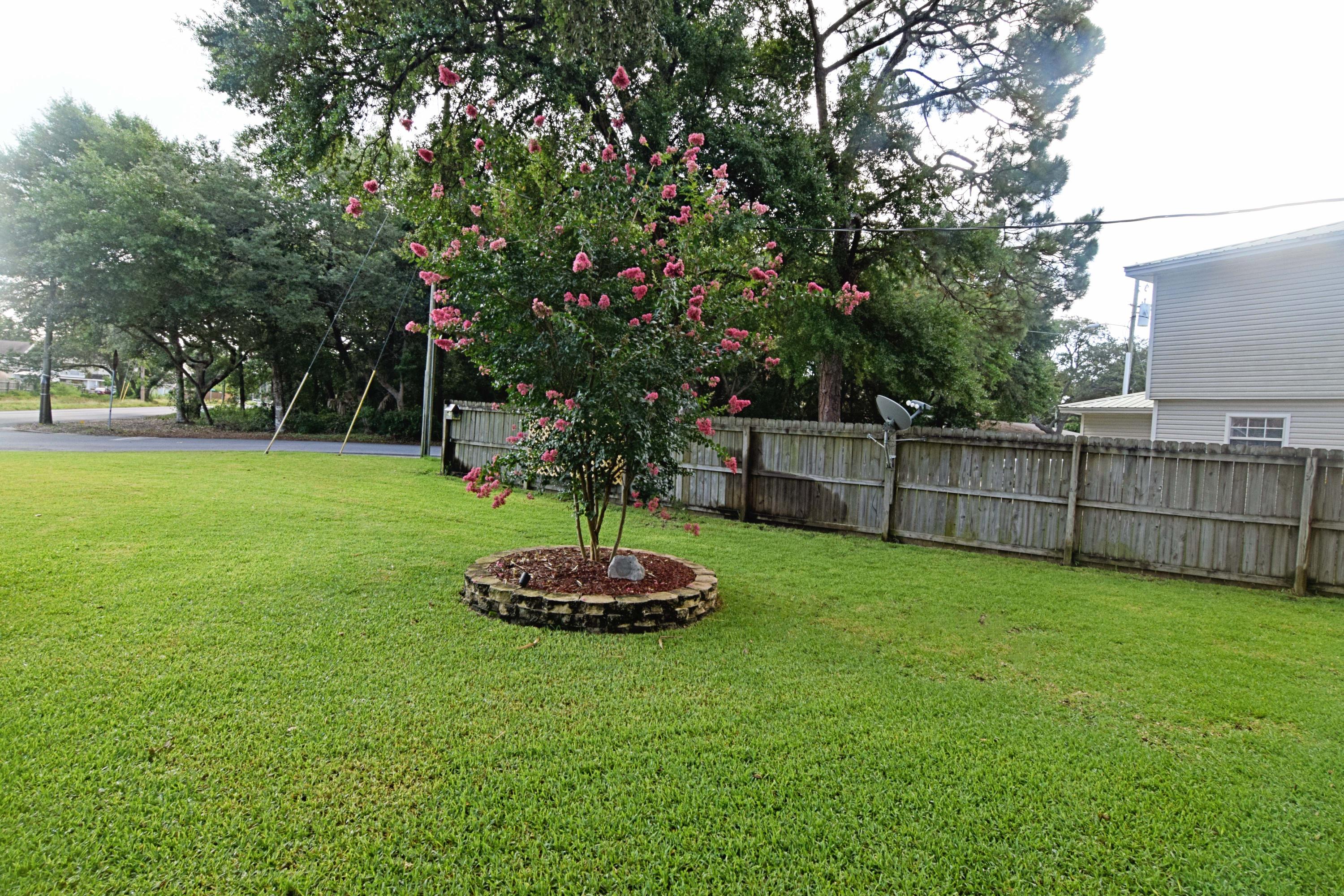 STUDIO T/H LOT 9 - Residential