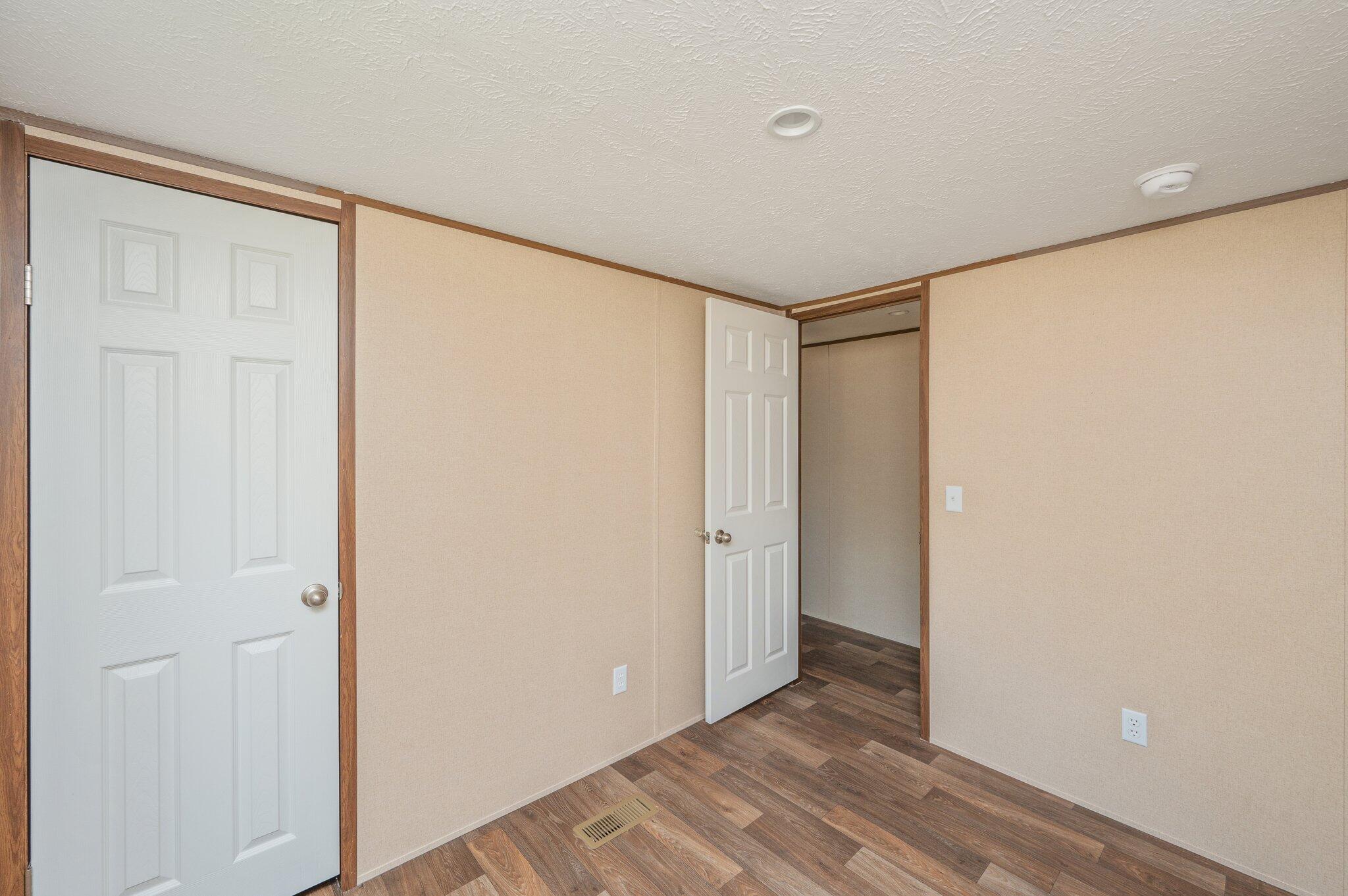 OAKWOOD HILLS UNIT 1 - Residential