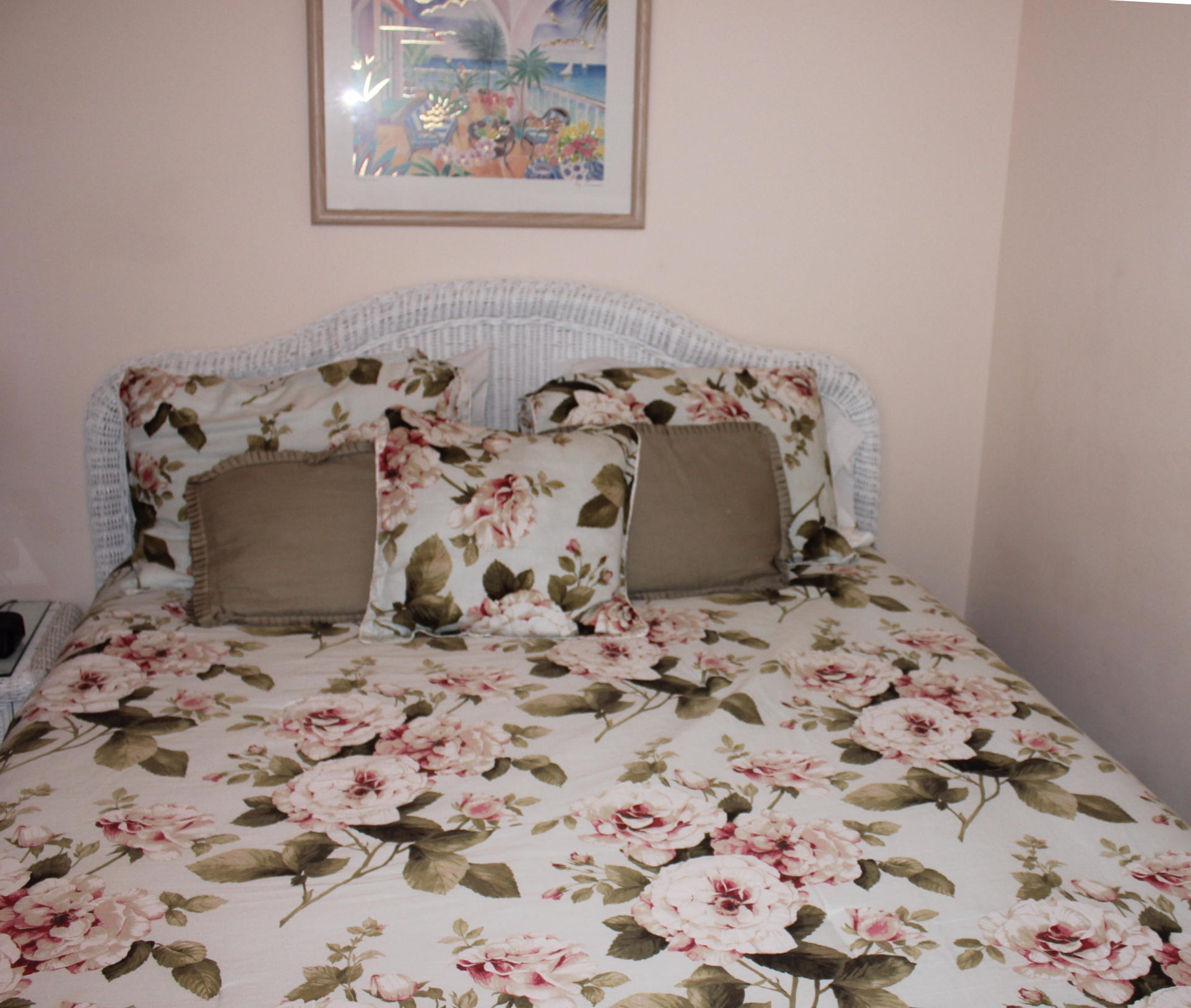 MARAVILLA CONDO 1 - Residential