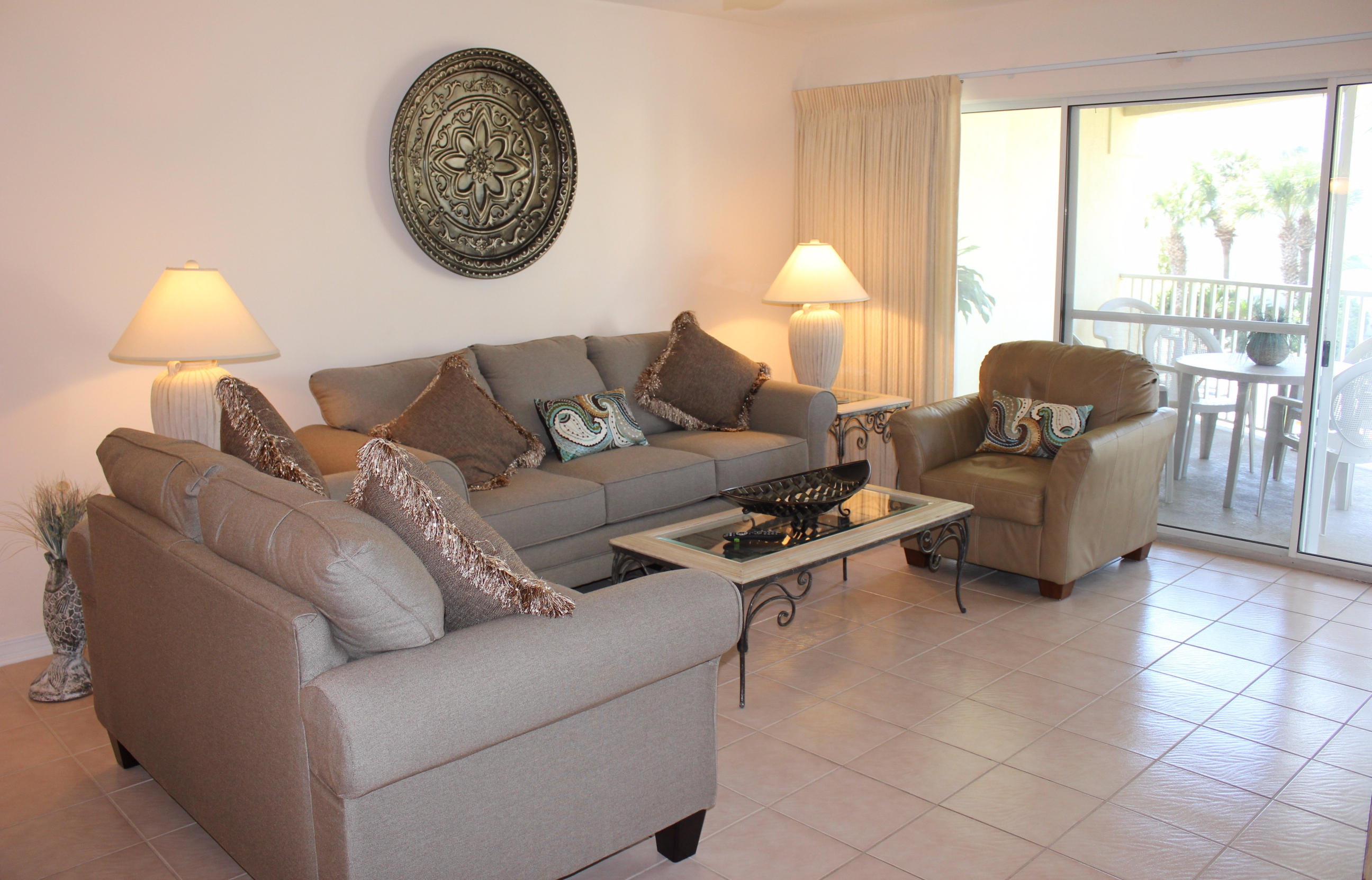 MARAVILLA CONDO 1 - Residential