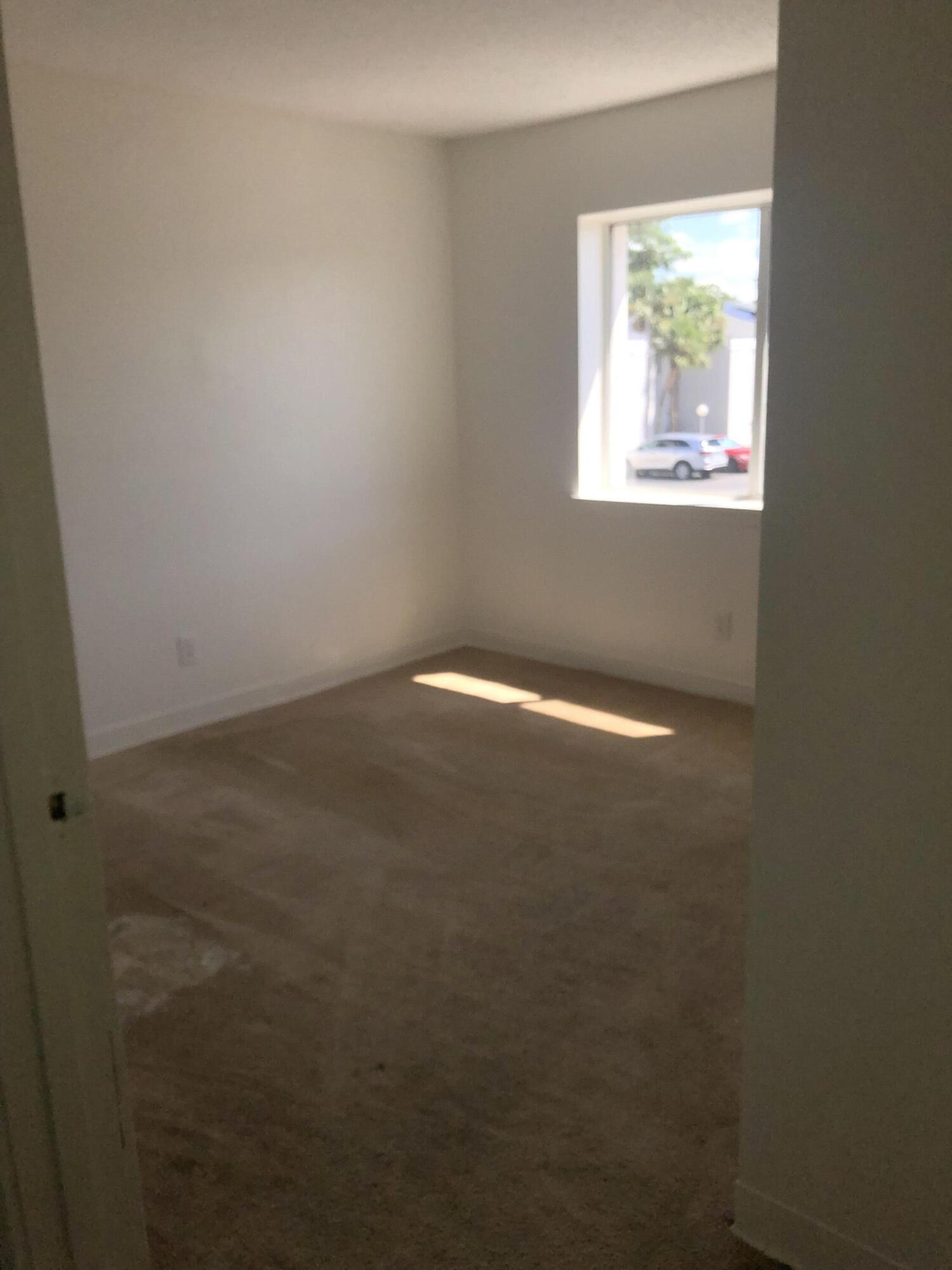 FINISTERRA UNIT 6C - Residential