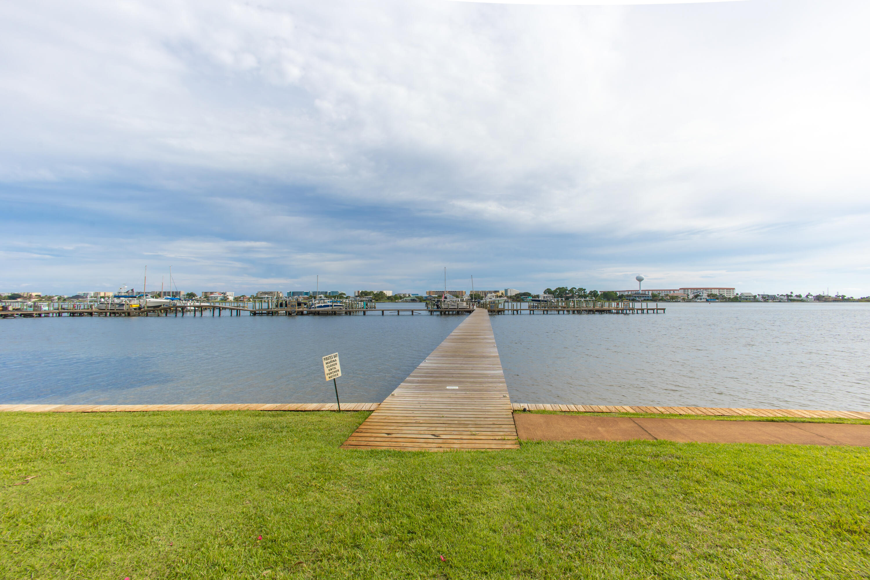 PIRATES BAY PH 1 - Residential