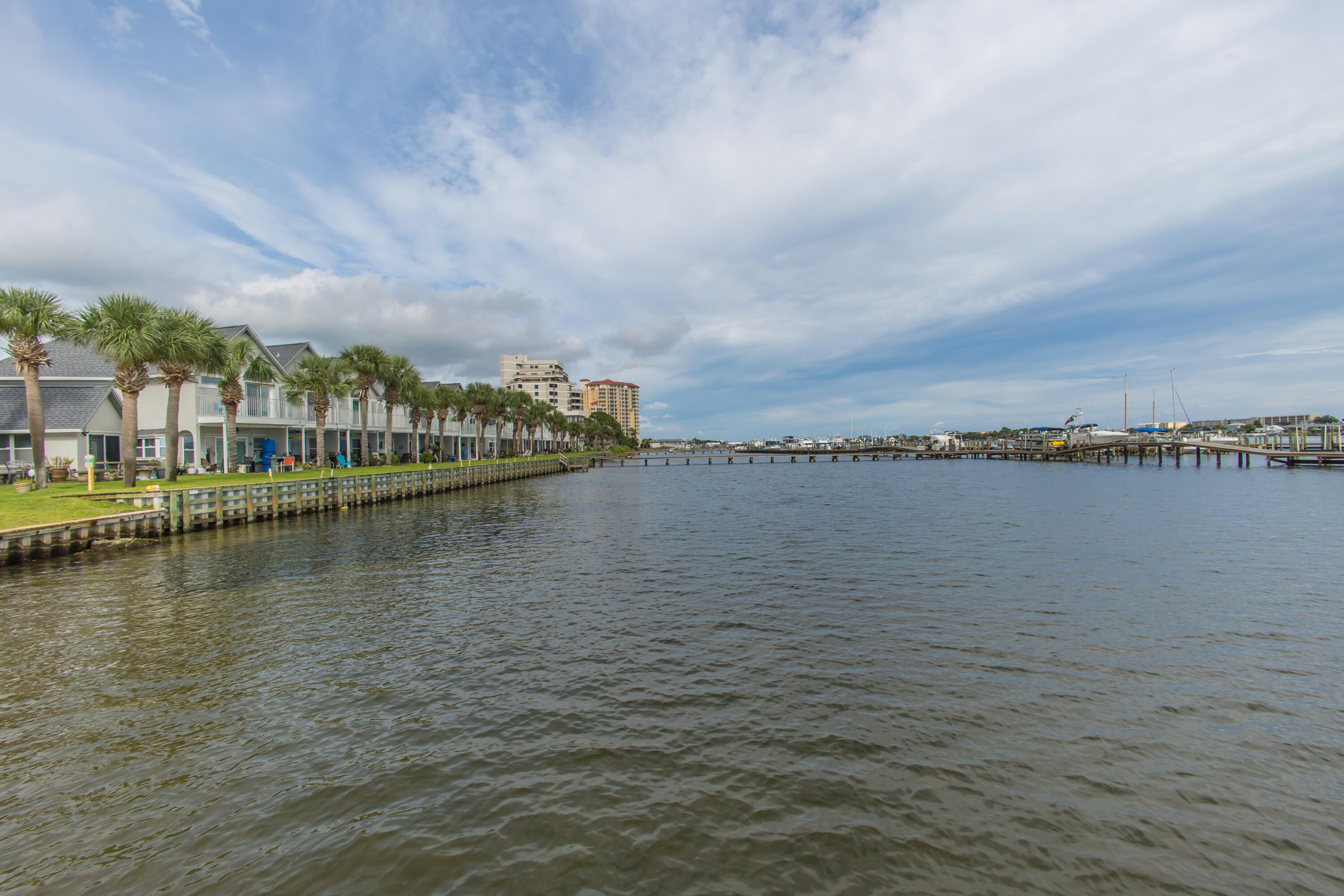 PIRATES BAY PH 1 - Residential