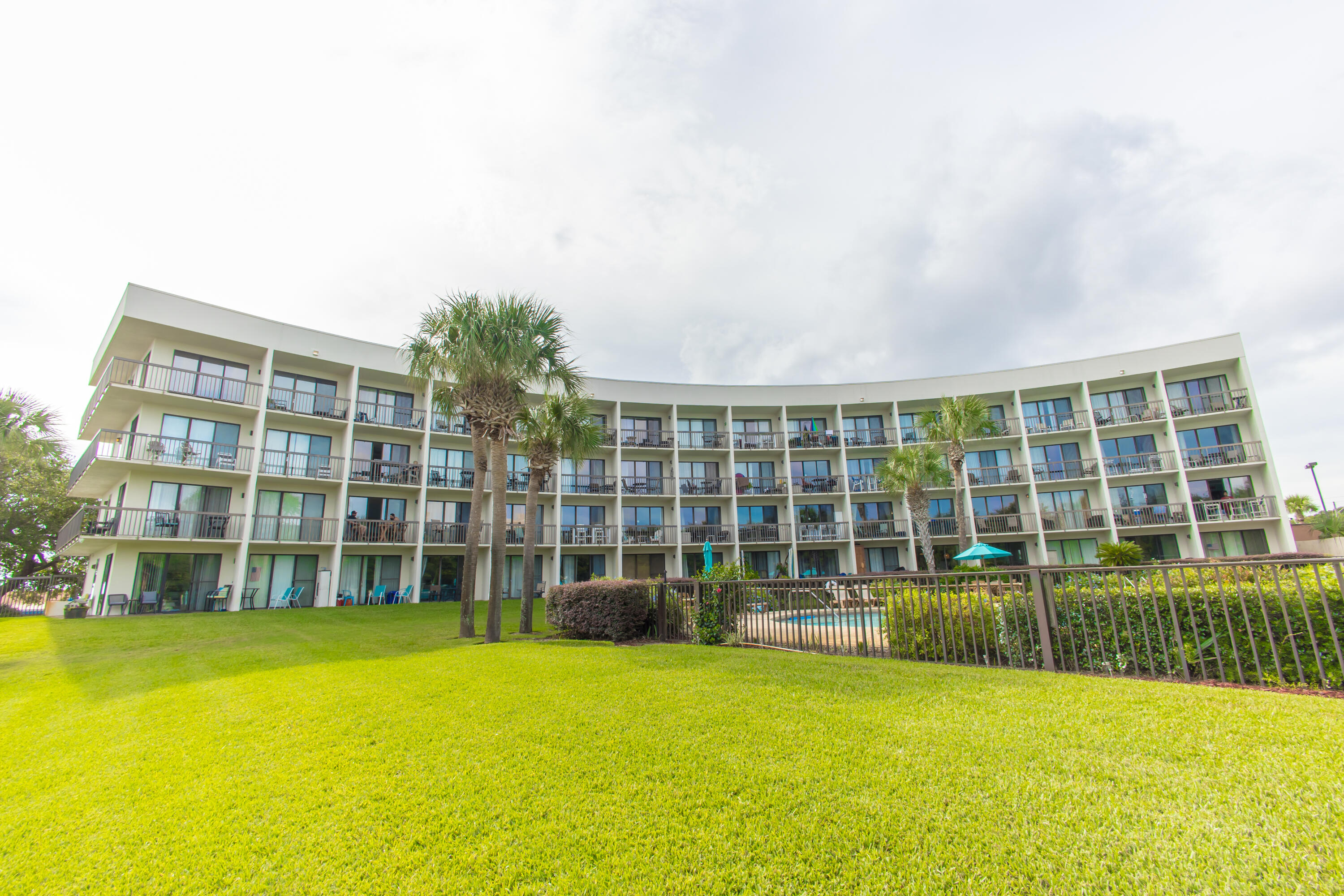 PIRATES BAY PH 1 - Residential