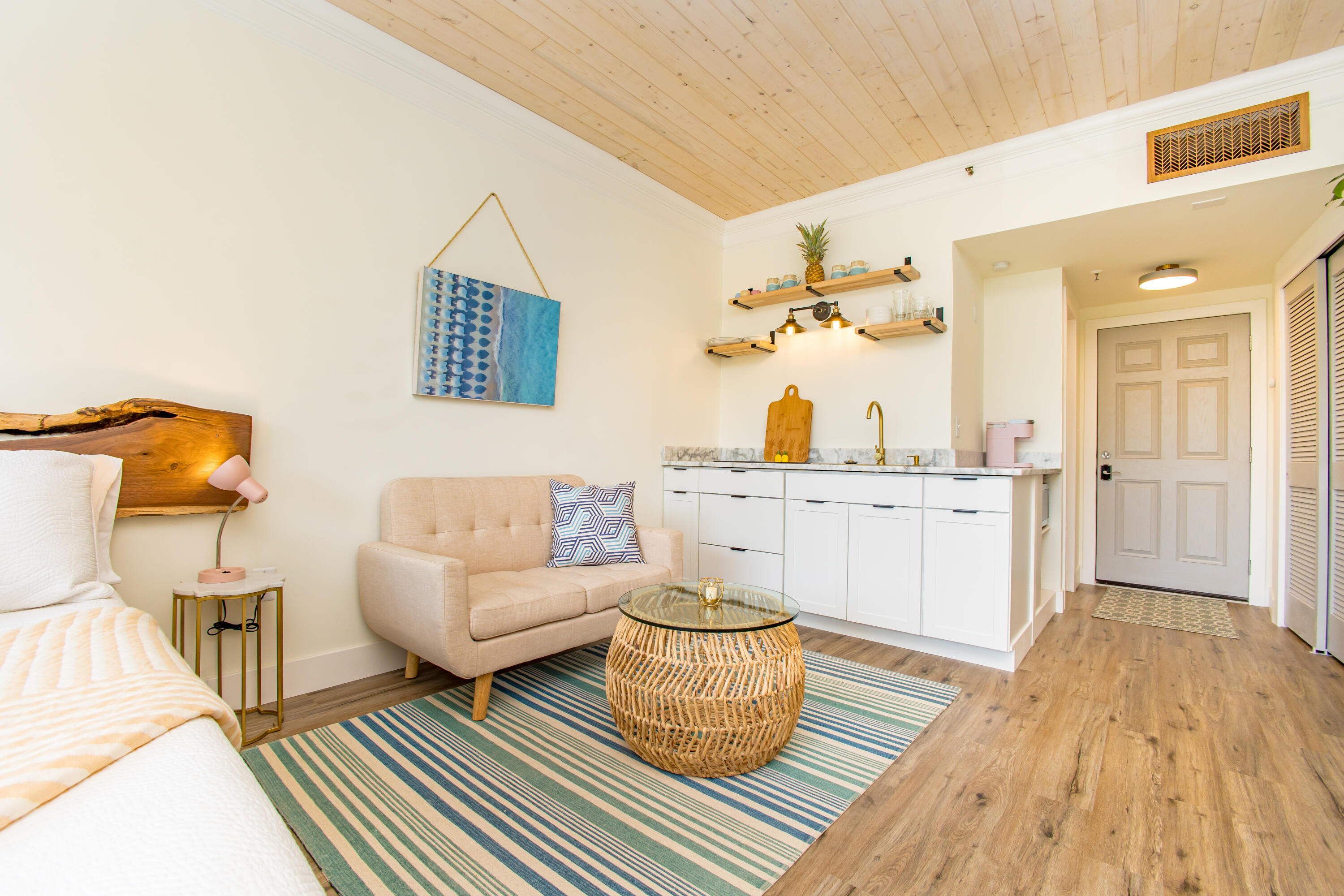 PIRATES BAY PH 1 - Residential