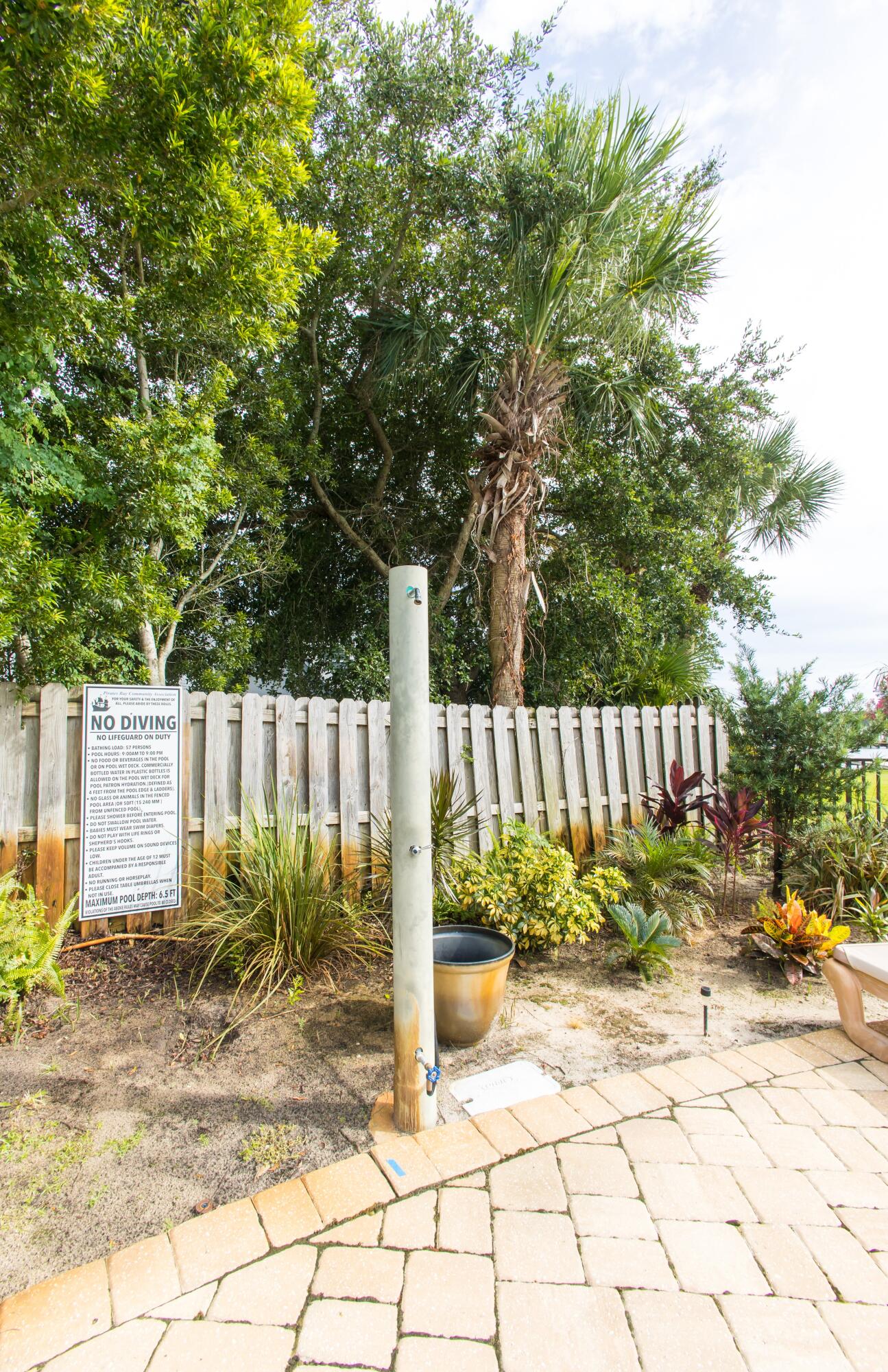 PIRATES BAY PH 1 - Residential