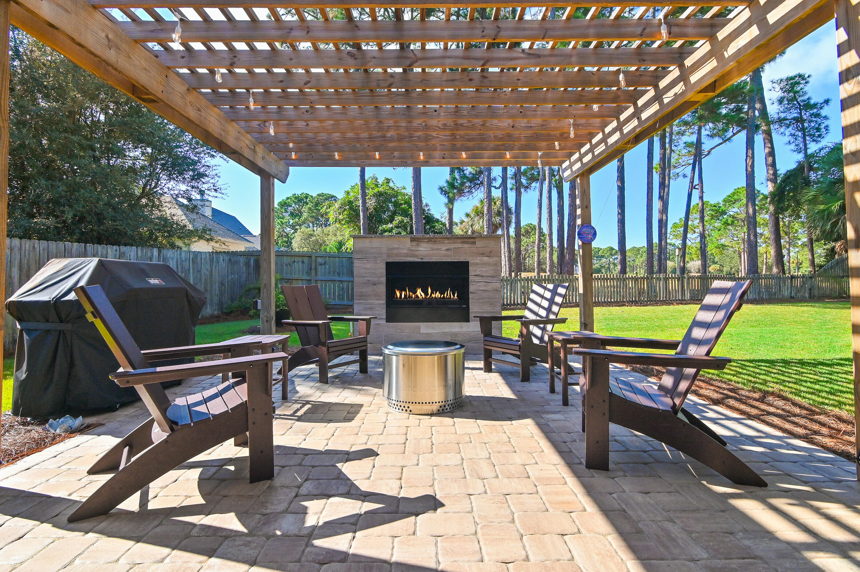 HOLIDAY SHORES EST 4TH ADDN - Residential
