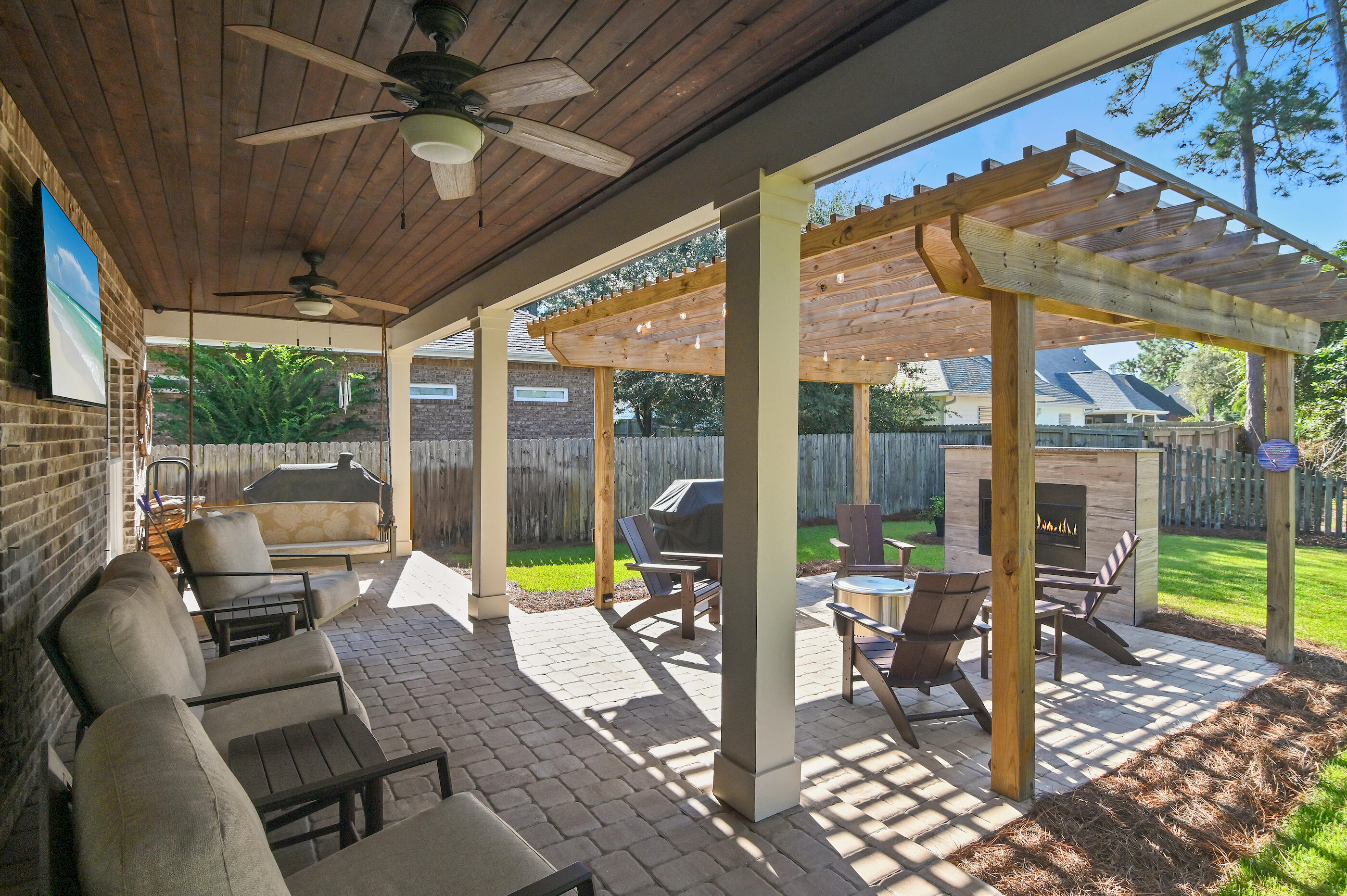 HOLIDAY SHORES EST 4TH ADDN - Residential