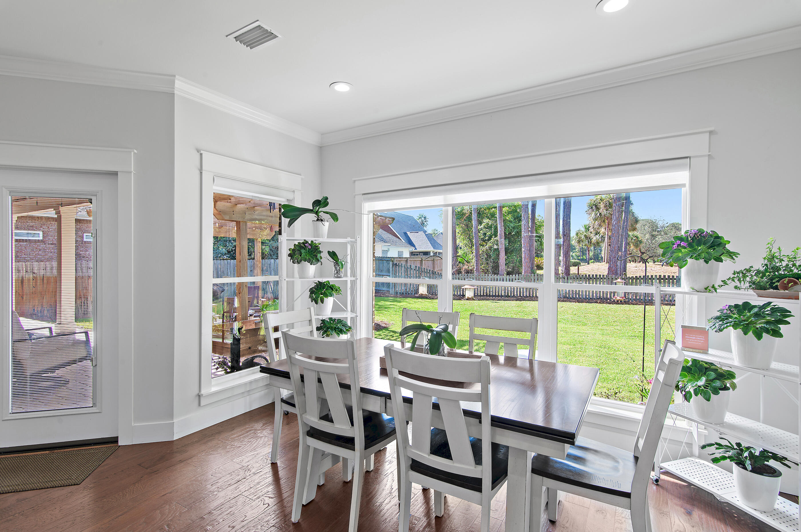 HOLIDAY SHORES EST 4TH ADDN - Residential