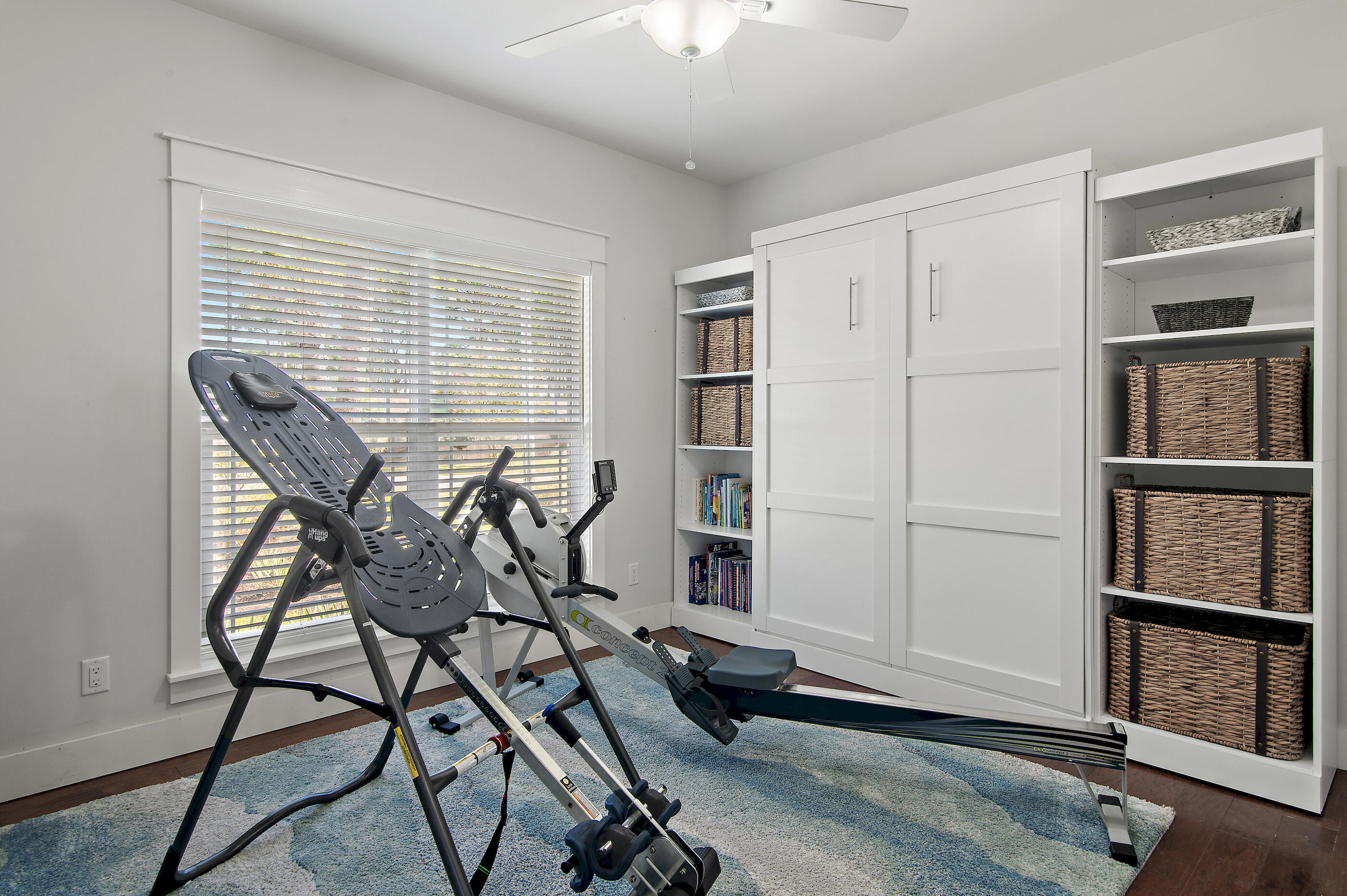 HOLIDAY SHORES EST 4TH ADDN - Residential