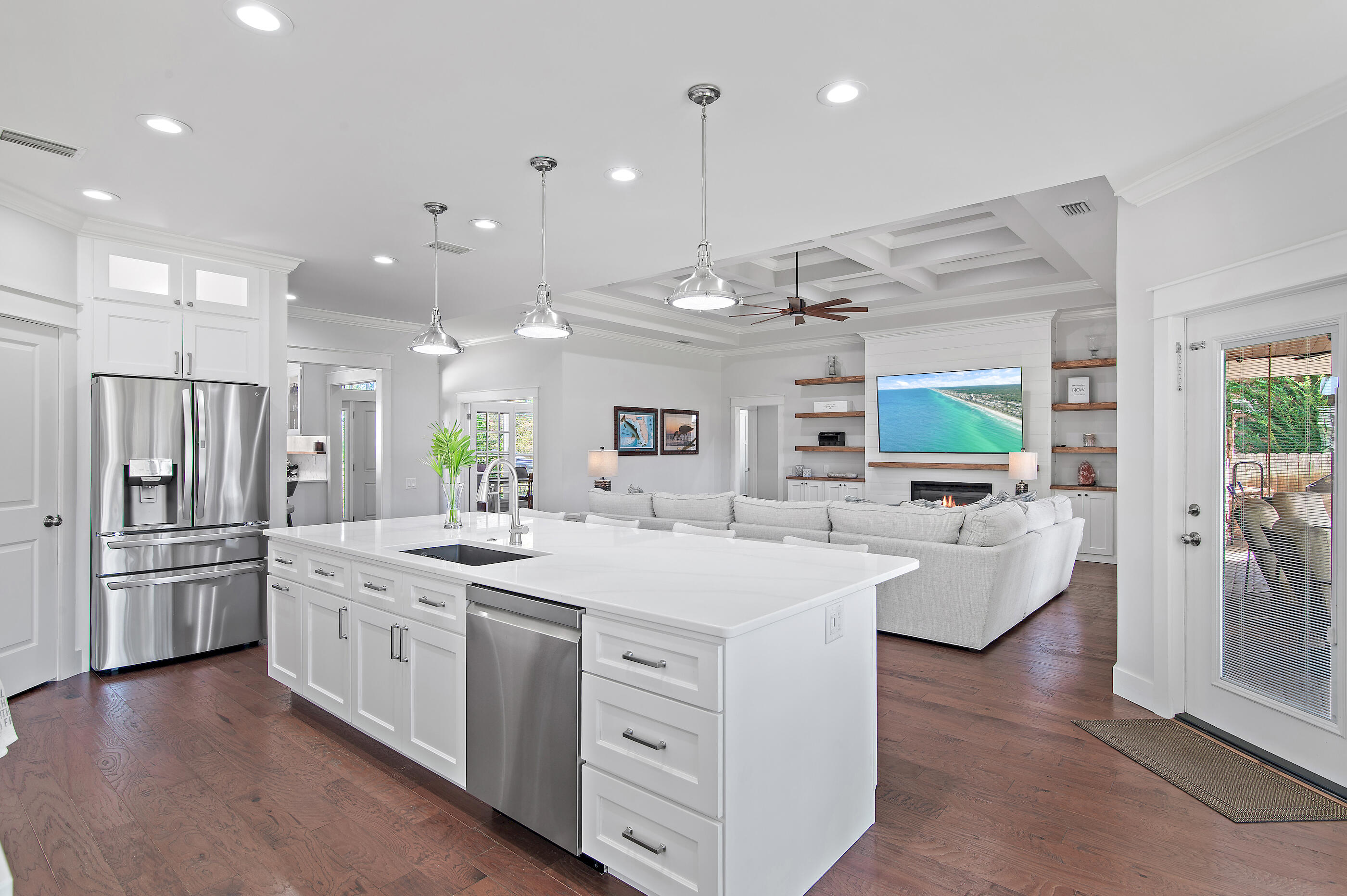 HOLIDAY SHORES EST 4TH ADDN - Residential