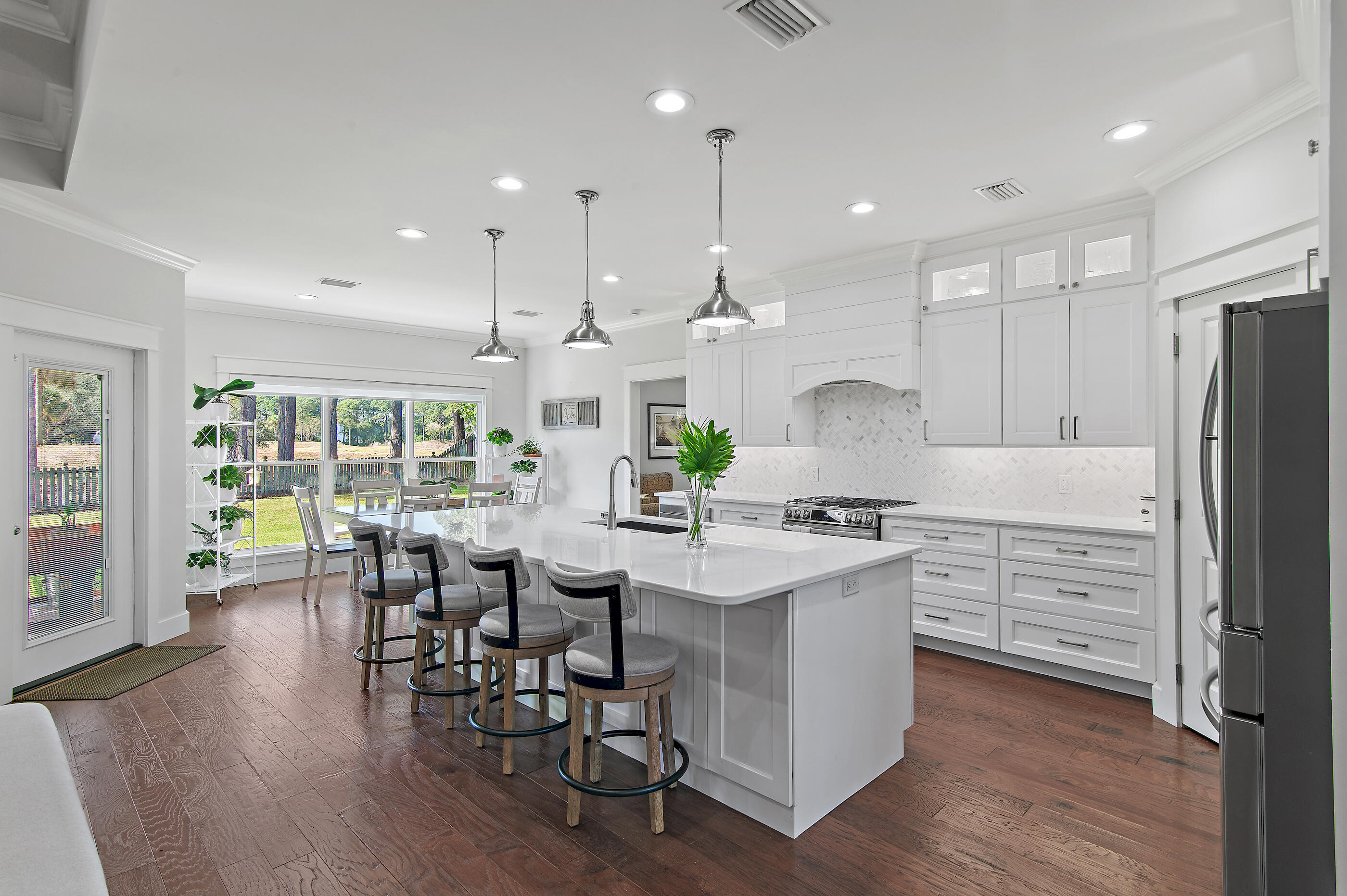 HOLIDAY SHORES EST 4TH ADDN - Residential