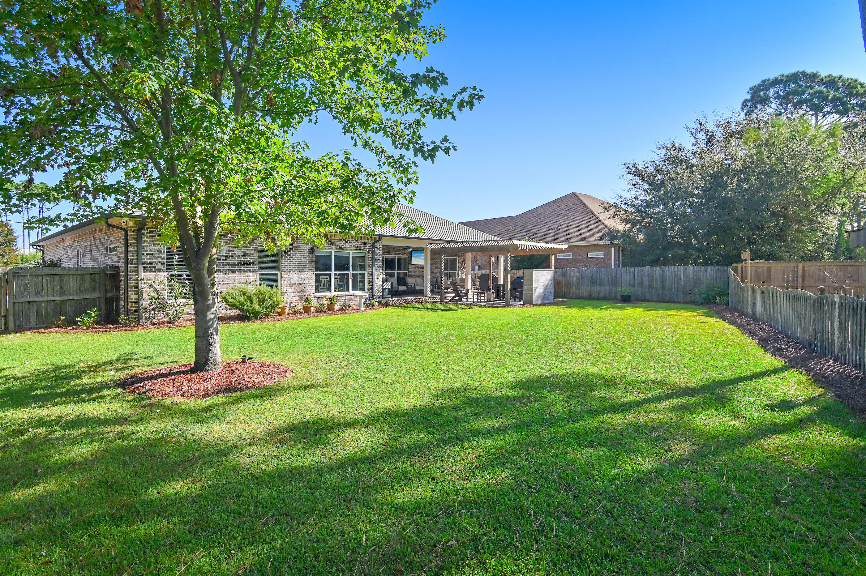 HOLIDAY SHORES EST 4TH ADDN - Residential
