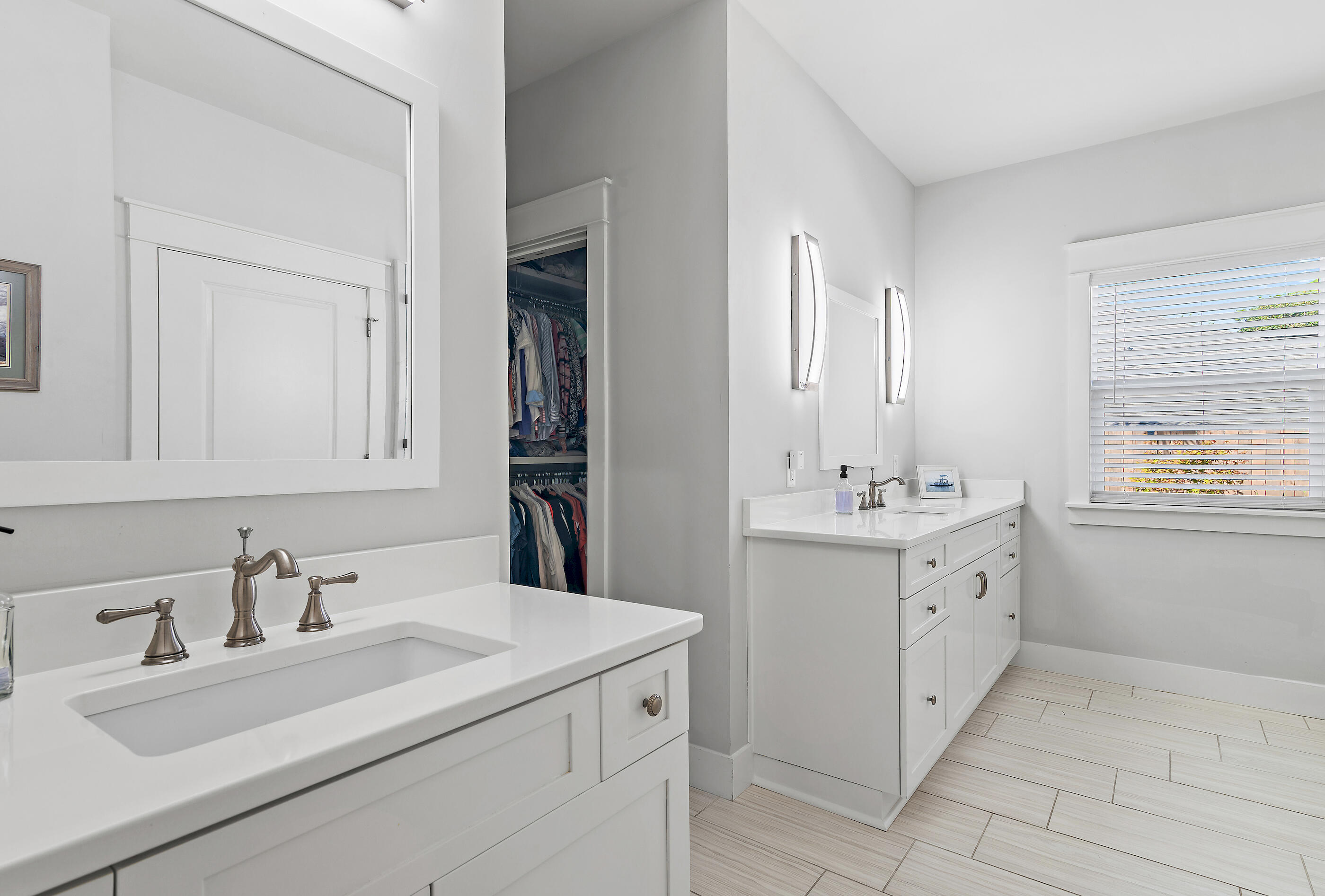 HOLIDAY SHORES EST 4TH ADDN - Residential
