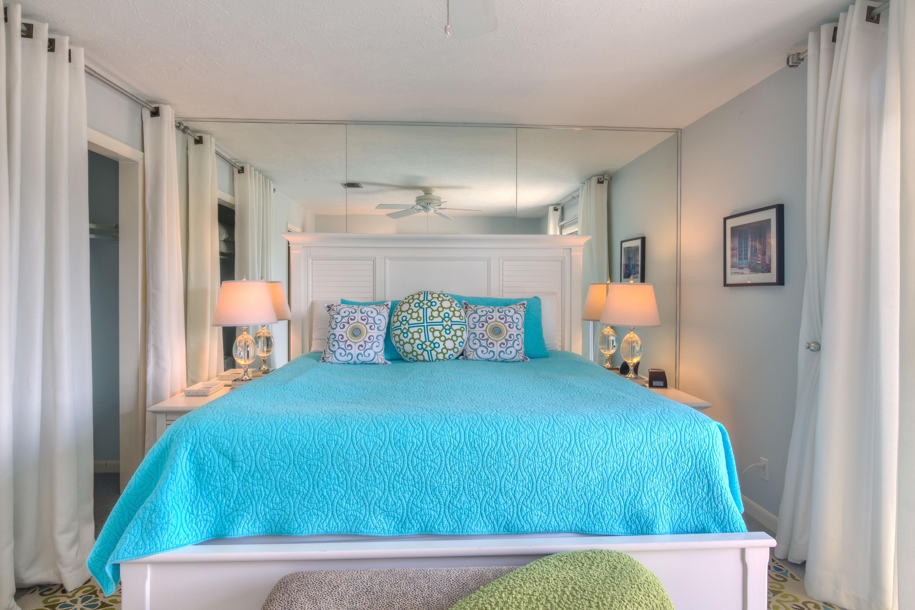 SANDCASTLES BY THE SEA T/H PH 1 - Residential