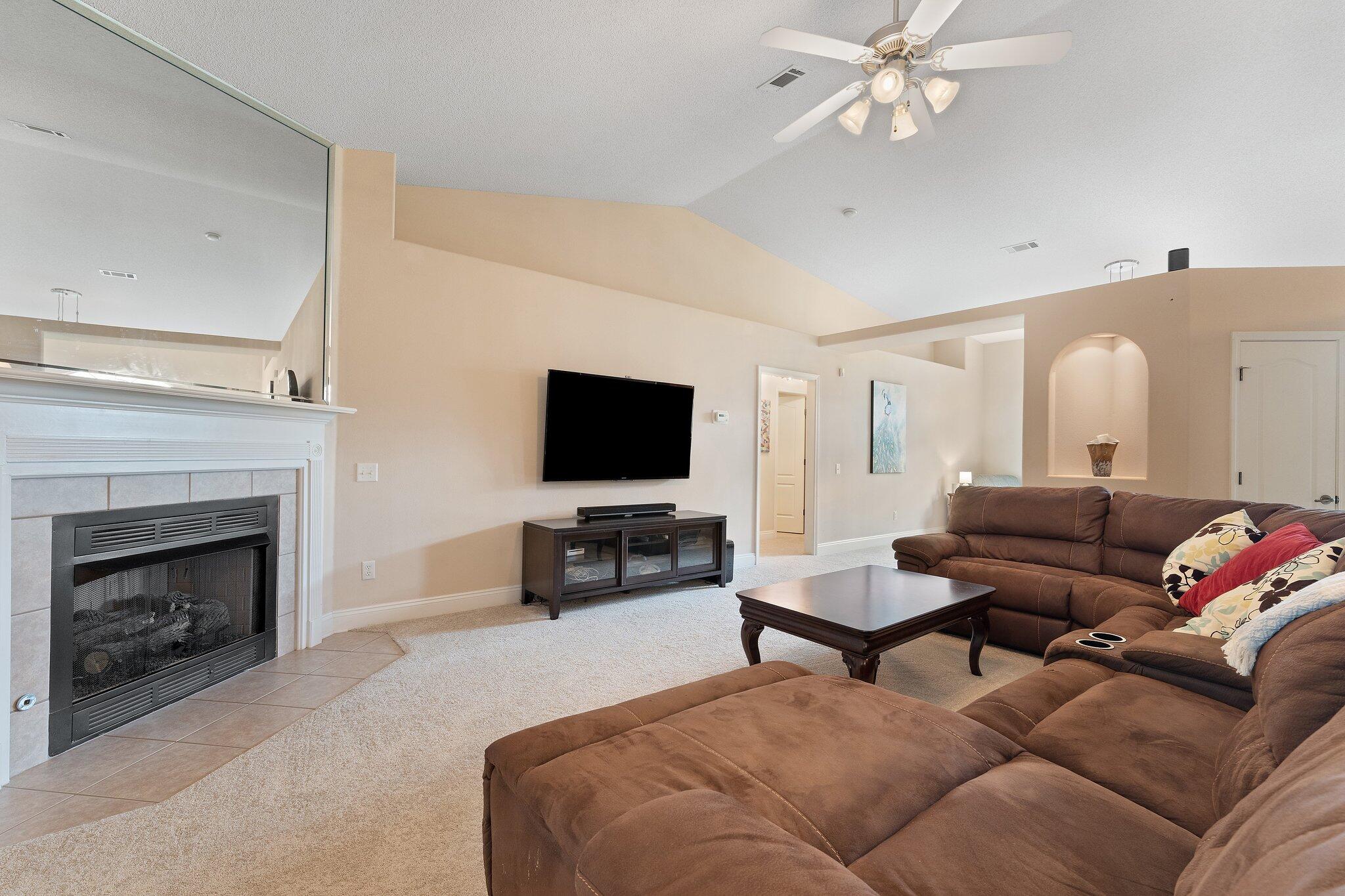 WOODLAWN HEIGHTS - Residential