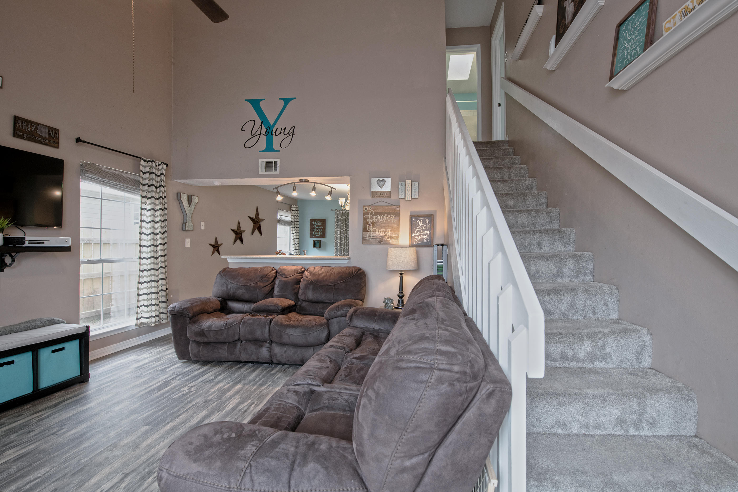 HIDDEN TRAILS PH 2 - Residential