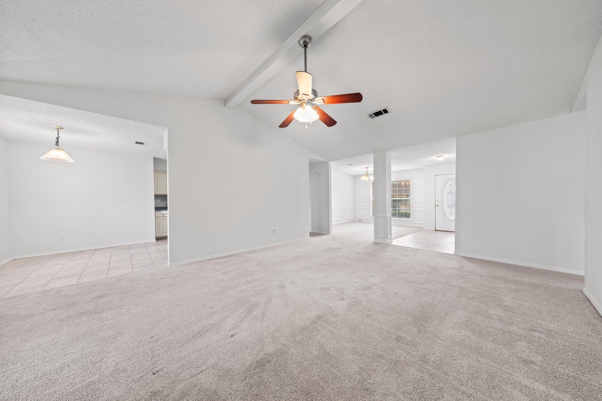 PARKWOOD SQUARE PH 1 - Residential Lease